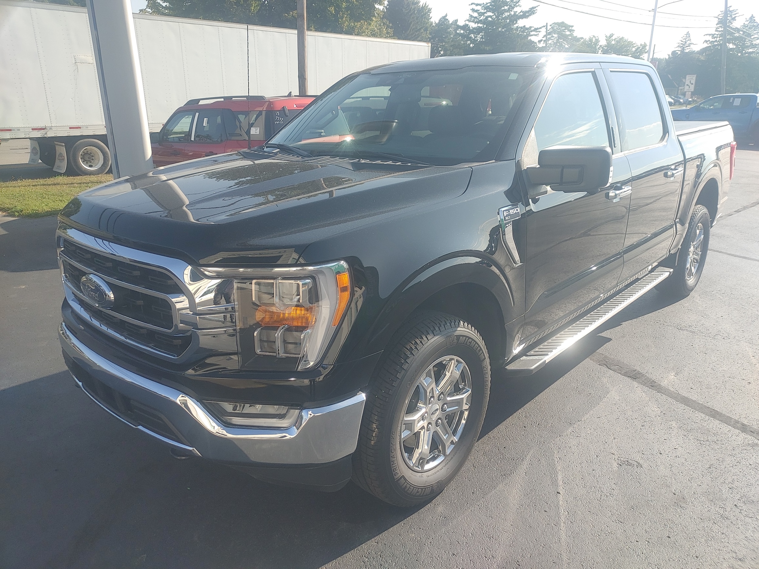 Used 2022 Ford F-150 XLT with VIN 1FTEW1EP6NKD64189 for sale in Hemlock, MI