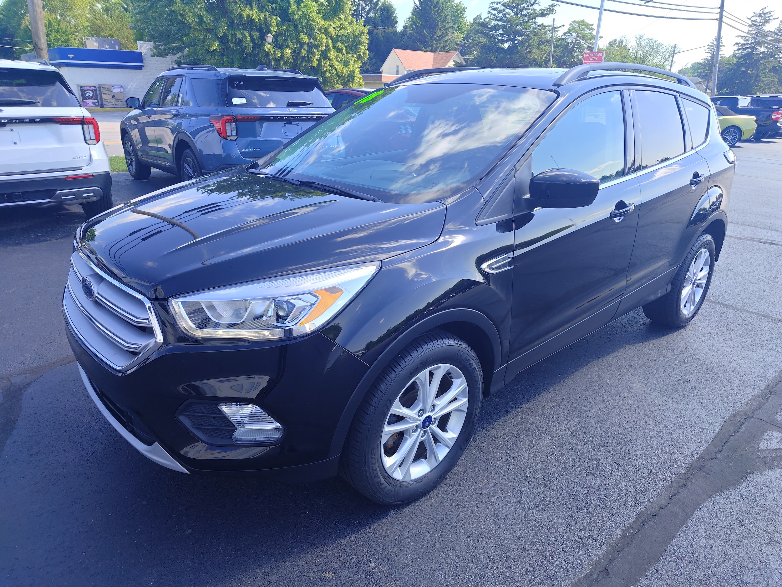 Used 2018 Ford Escape SEL with VIN 1FMCU9HD0JUD18641 for sale in Hemlock, MI