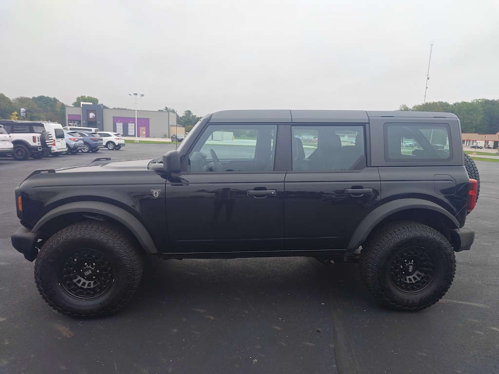 Used 2025 Ford Bronco Base SUV