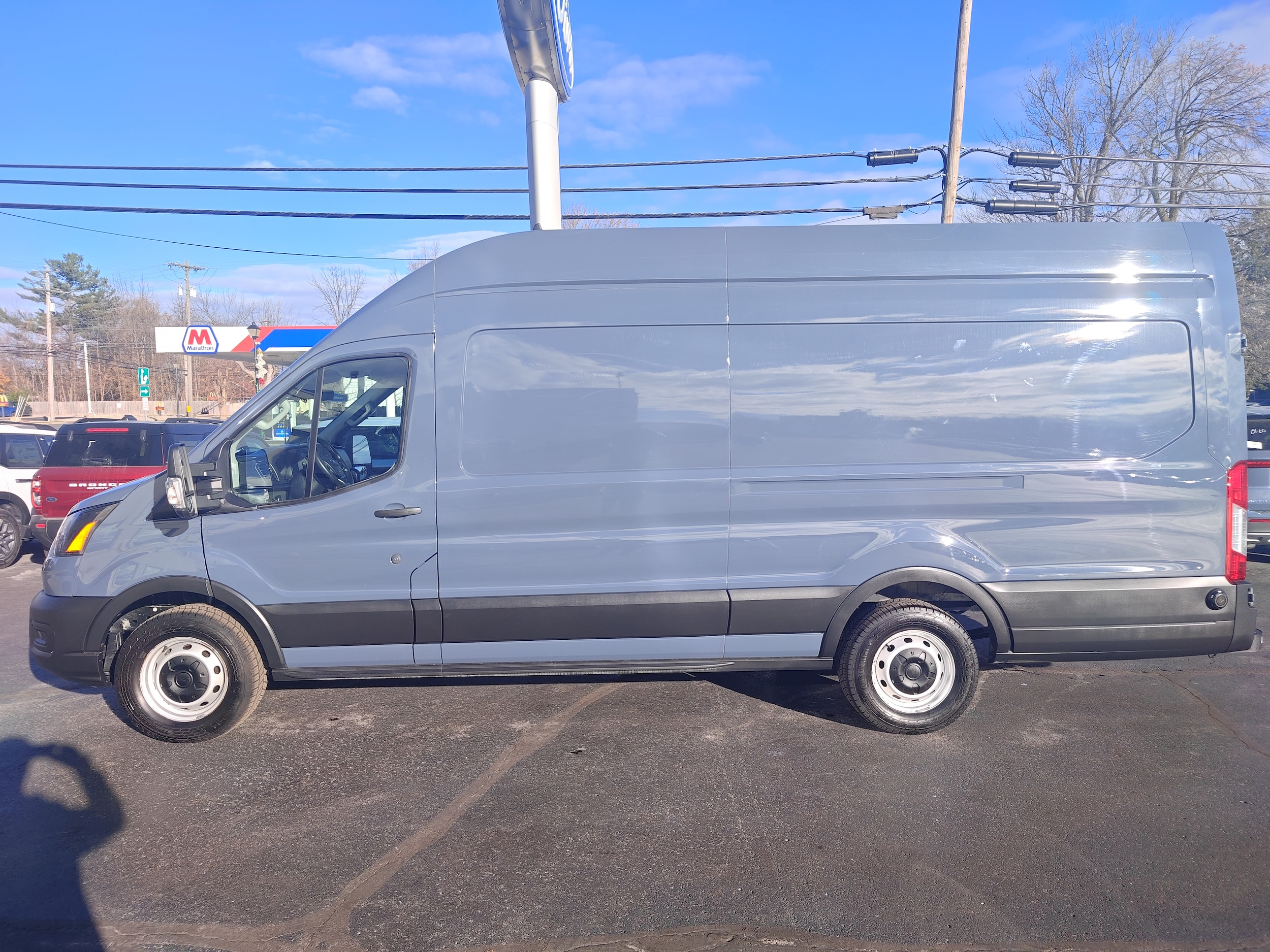 2021 Ford Transit Van Base's photo