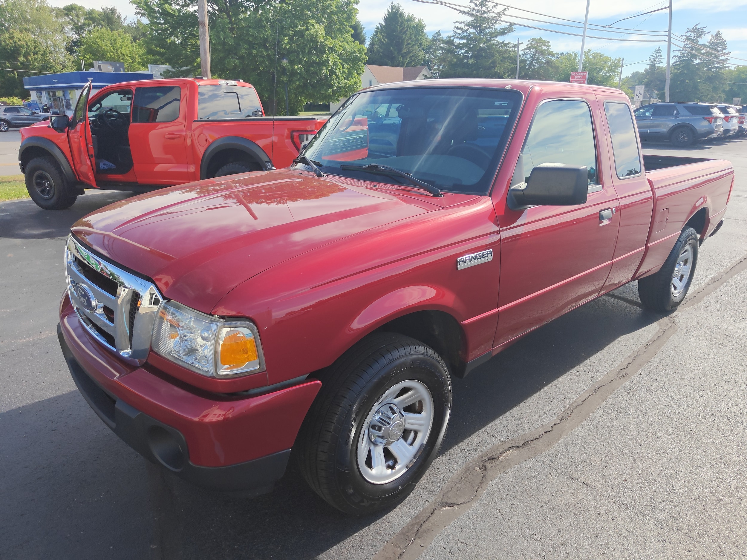 Used 2011 Ford Ranger XLT with VIN 1FTKR1ED1BPA49198 for sale in Hemlock, MI