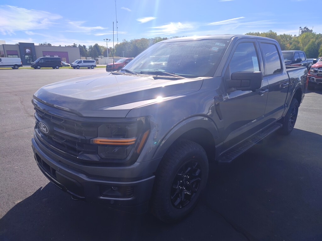 New 2025 Ford F-150 XLT TRUCK