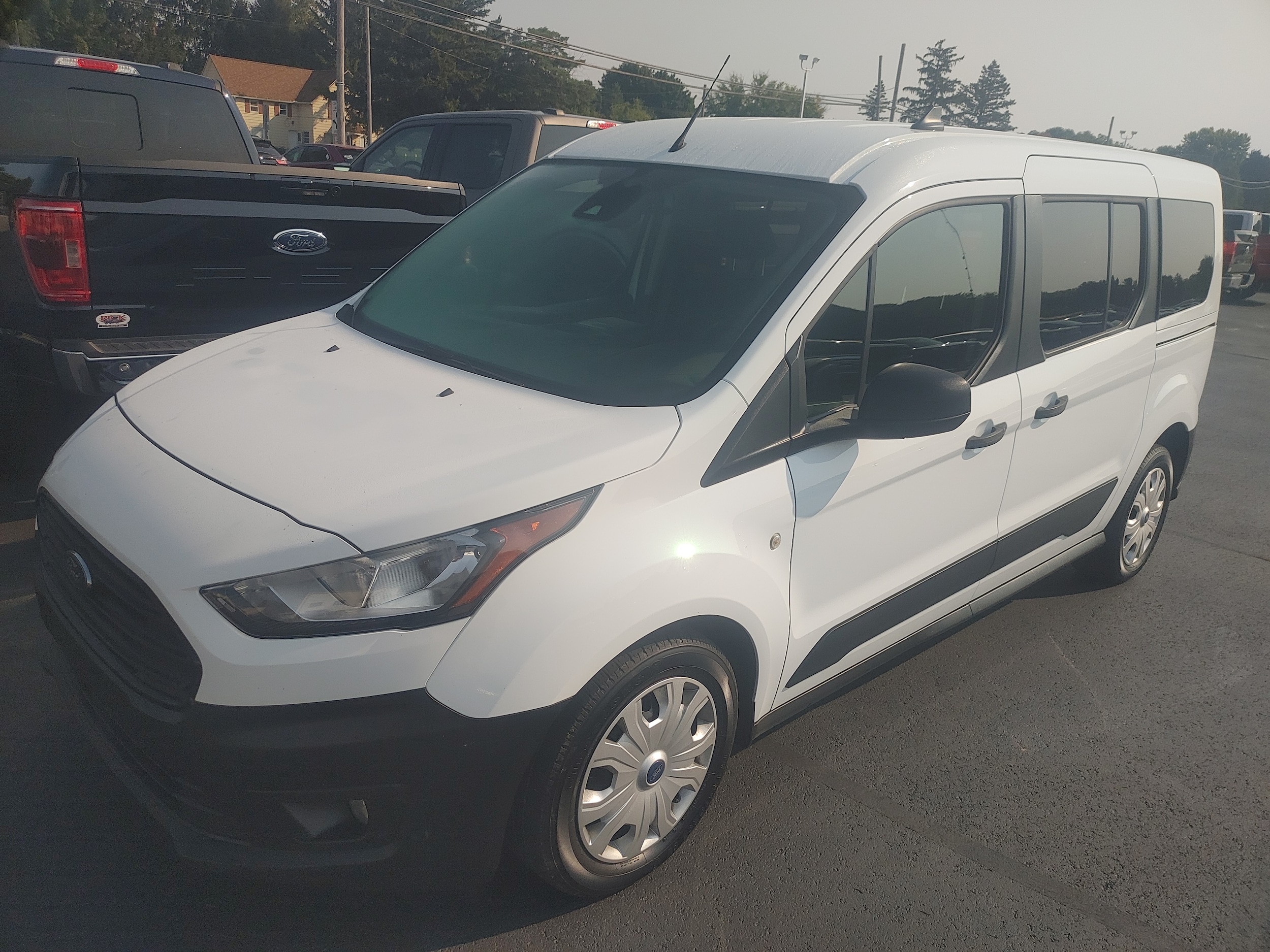 Used 2020 Ford Transit Connect XL with VIN NM0GS9E28L1468609 for sale in Hemlock, MI