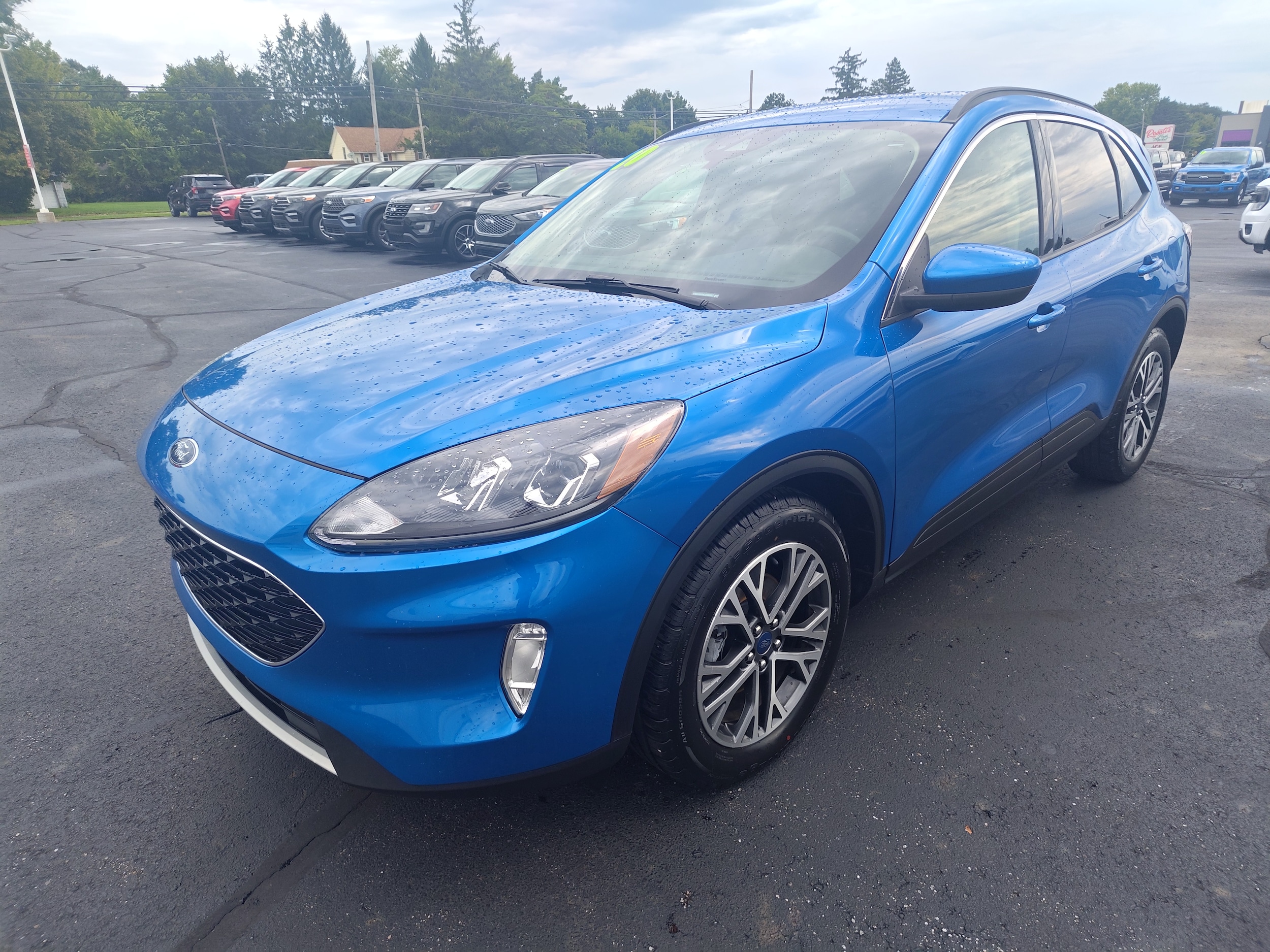 Used 2020 Ford Escape SEL with VIN 1FMCU0H64LUA53657 for sale in Hemlock, MI