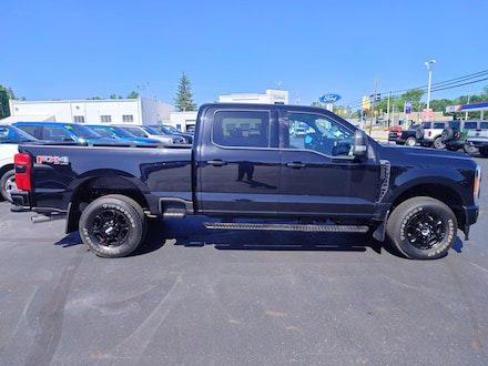 2023 Ford F-250 XLT Crew Cab Truck