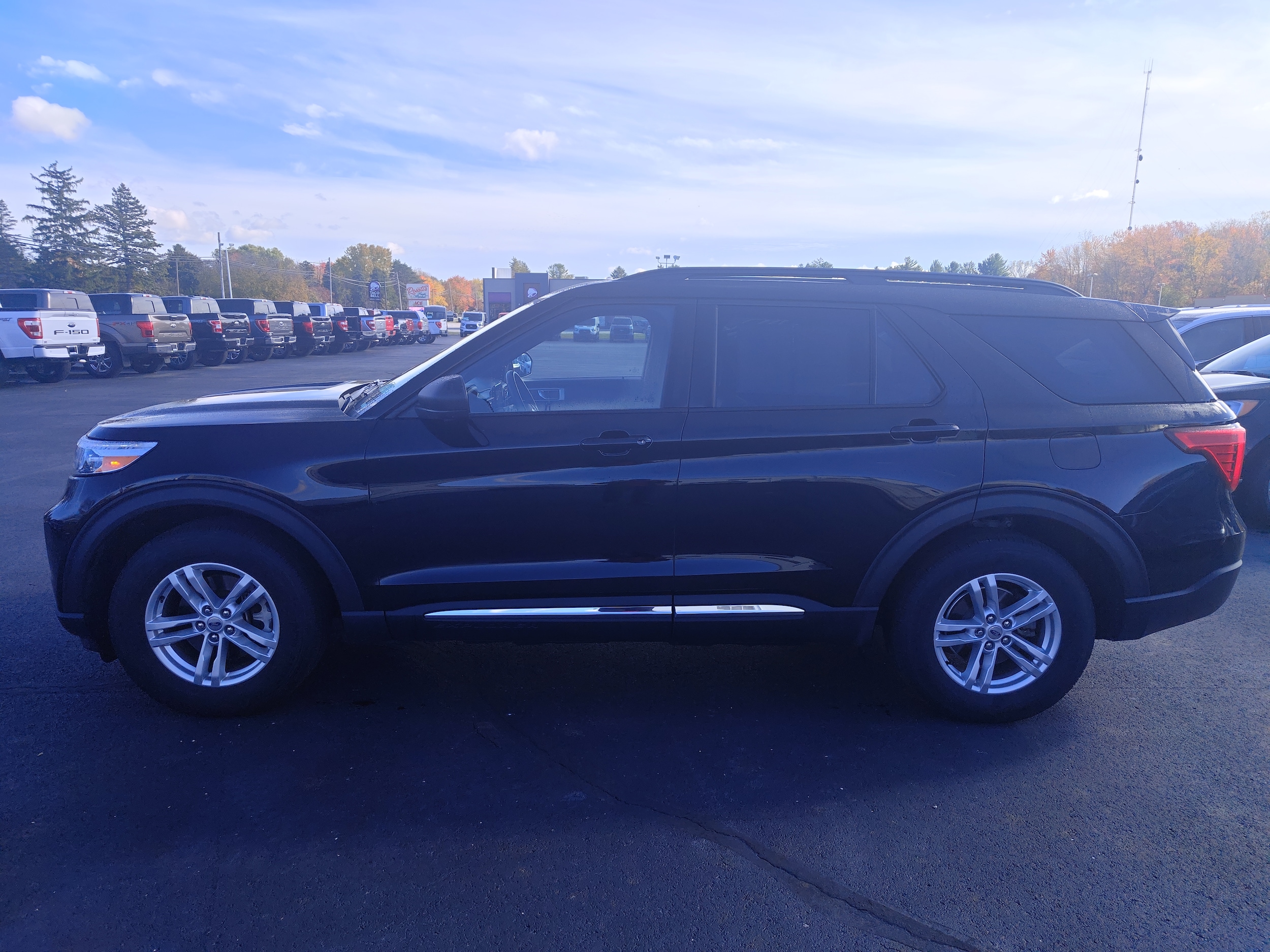 2020 Ford Explorer XLT's photo