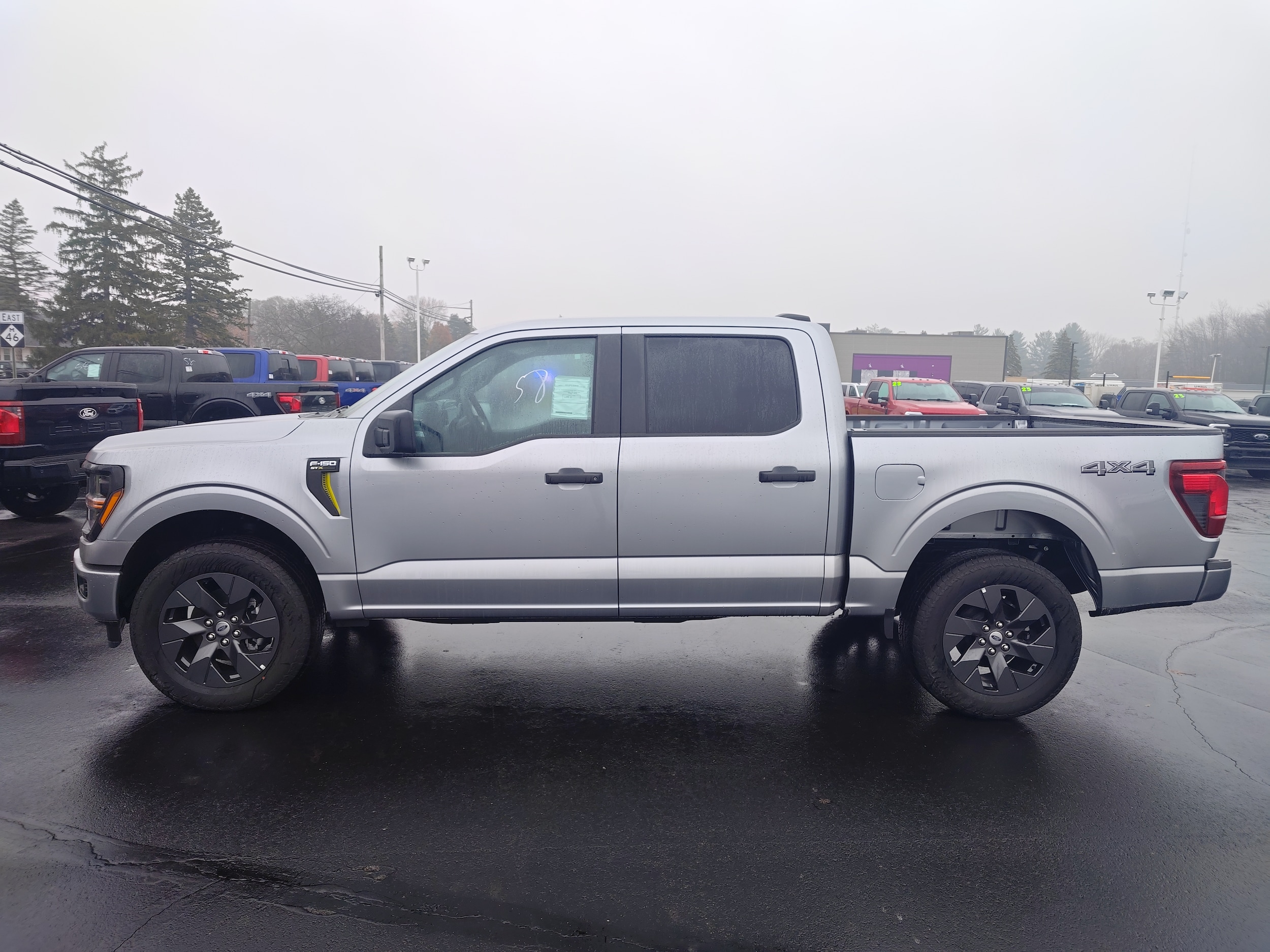 2025 Ford F-150 STX's photo