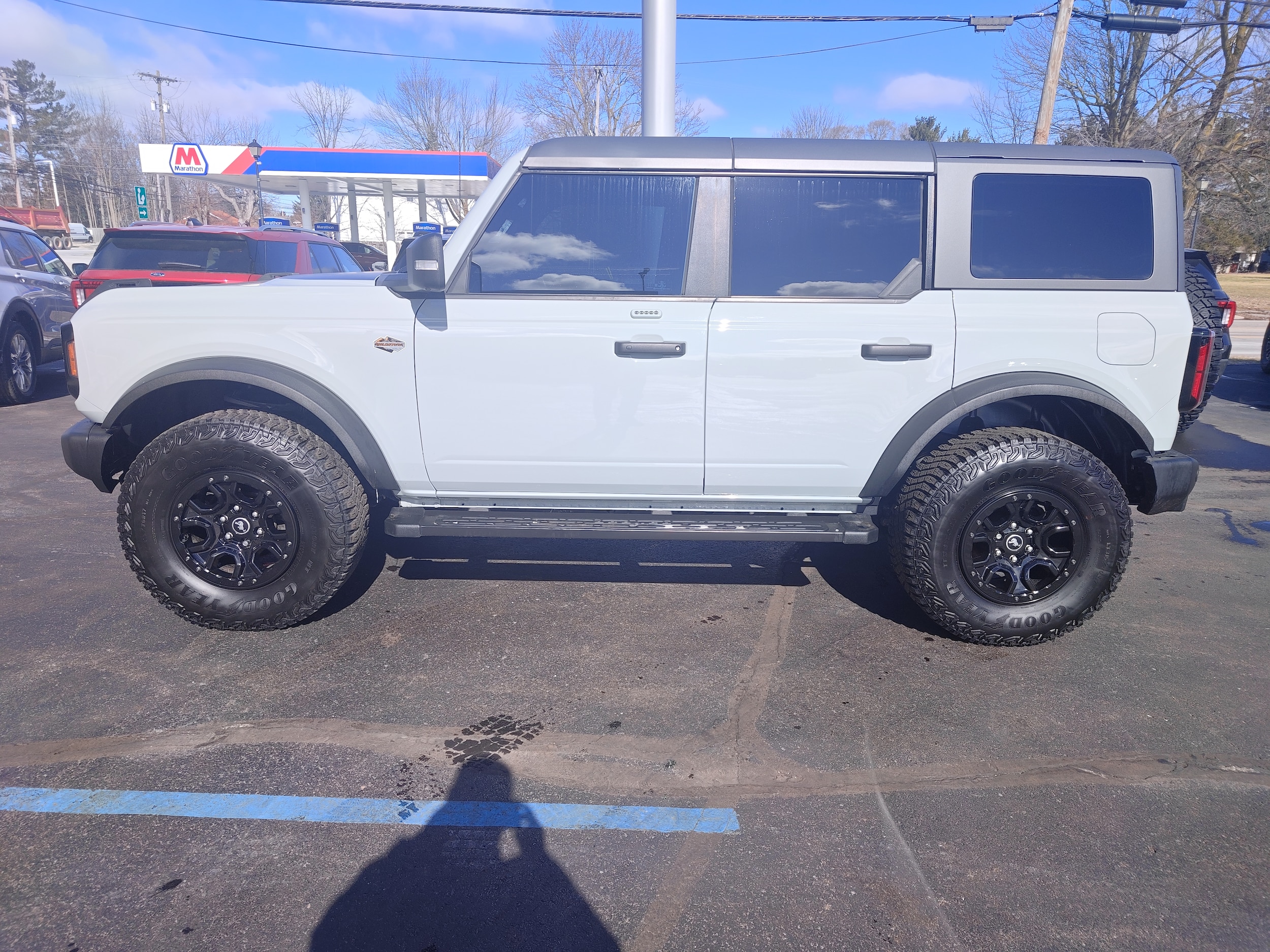 2023 Ford Bronco Wildtrak 4x4's photo