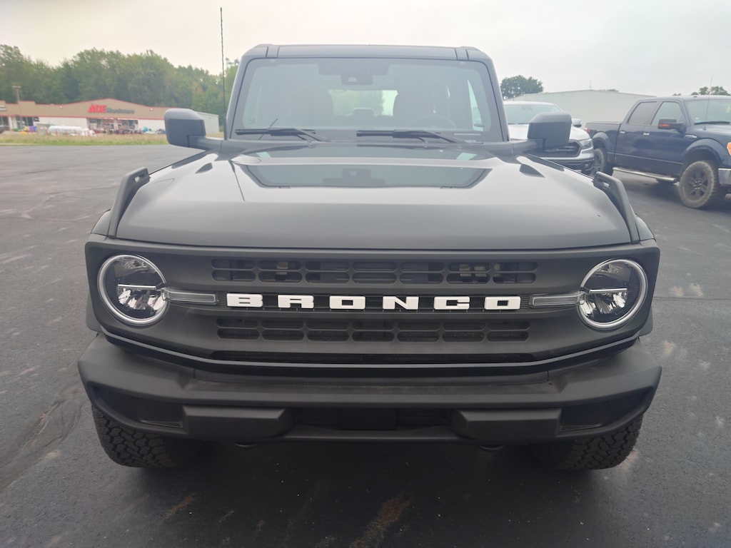 Used 2025 Ford Bronco Base SUV