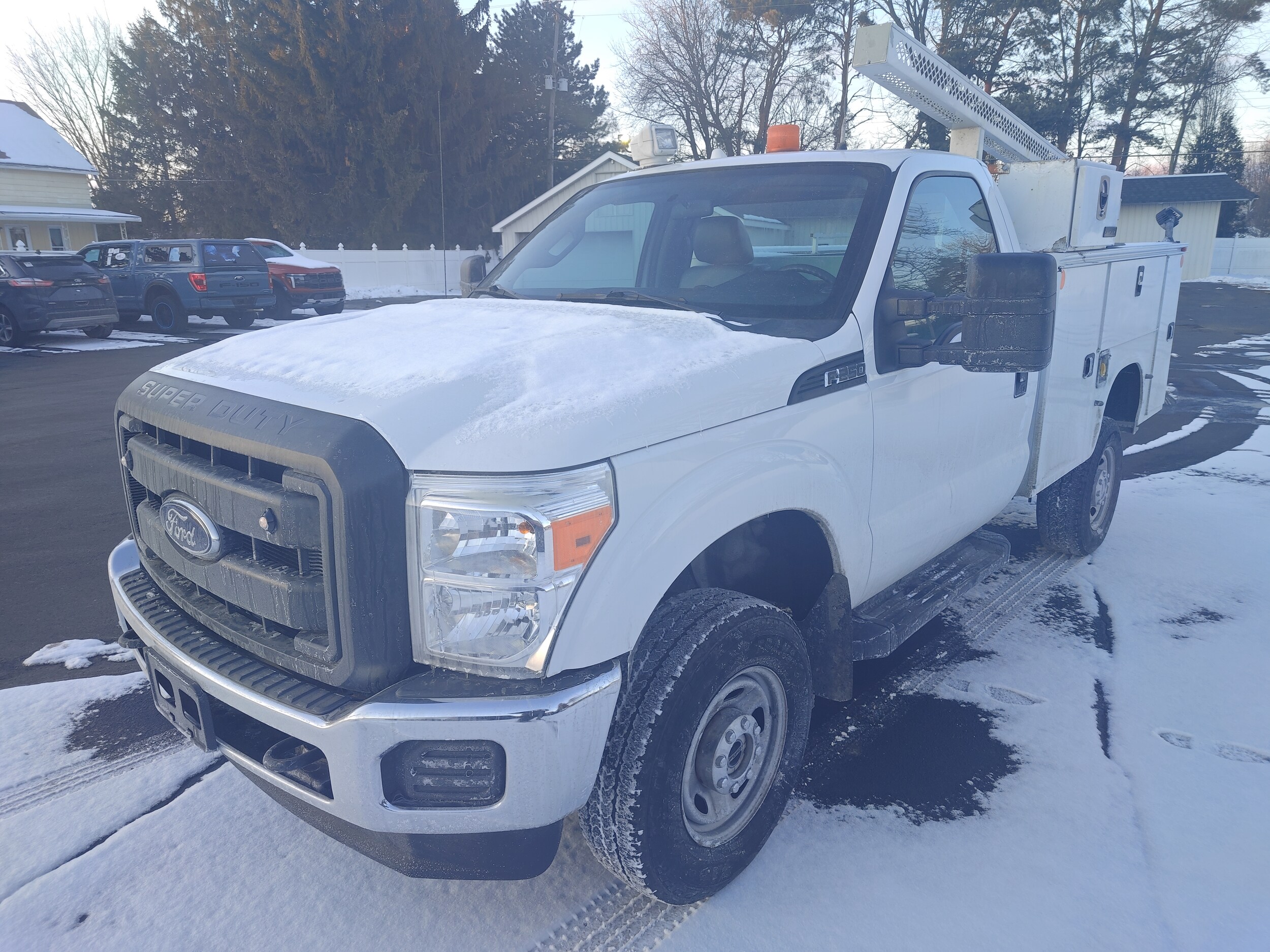 Used 2015 Ford F-250 Super Duty XL with VIN 1FDBF2B6XFED31566 for sale in Hemlock, MI