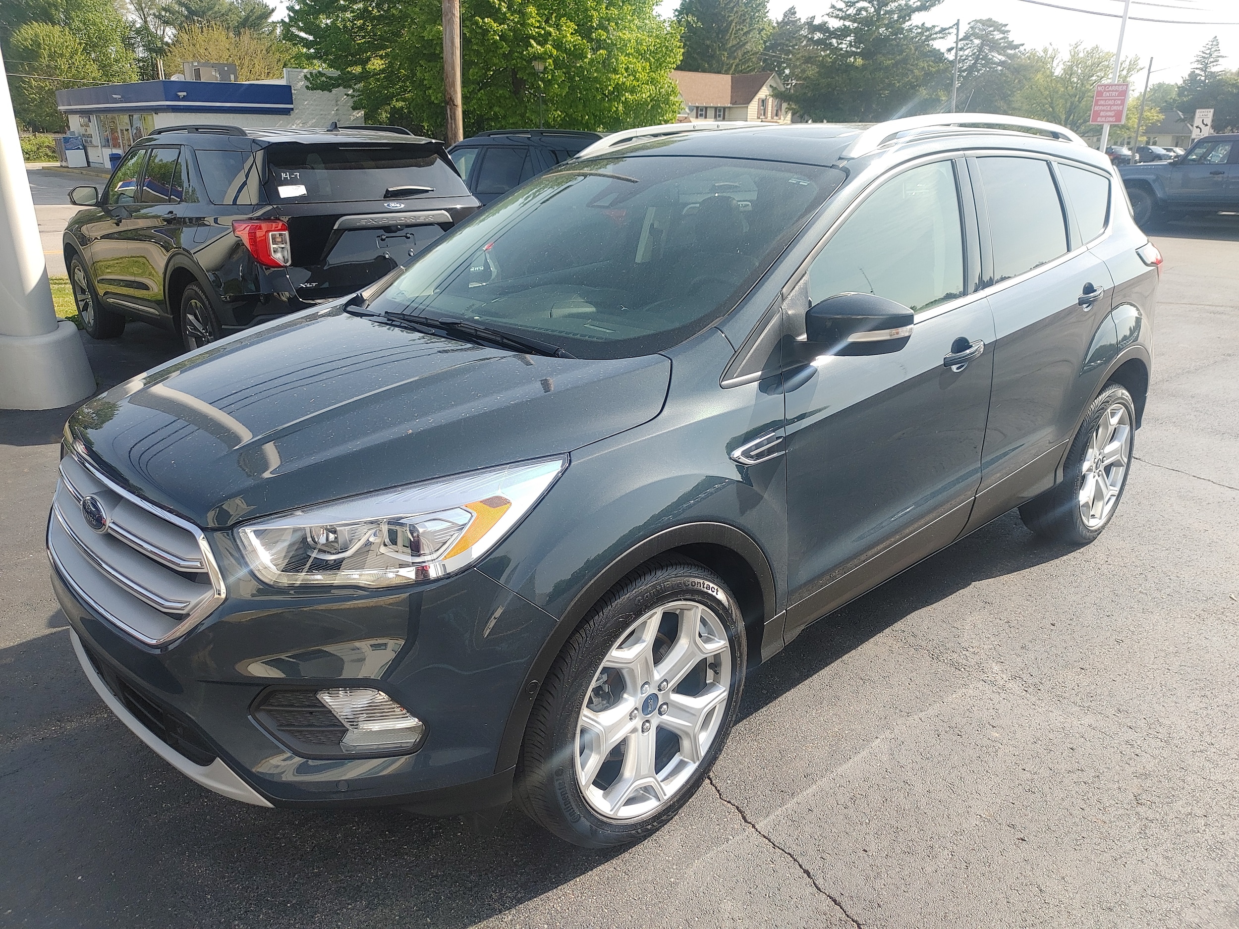 Used 2019 Ford Escape Titanium with VIN 1FMCU0J90KUC37447 for sale in Hemlock, MI