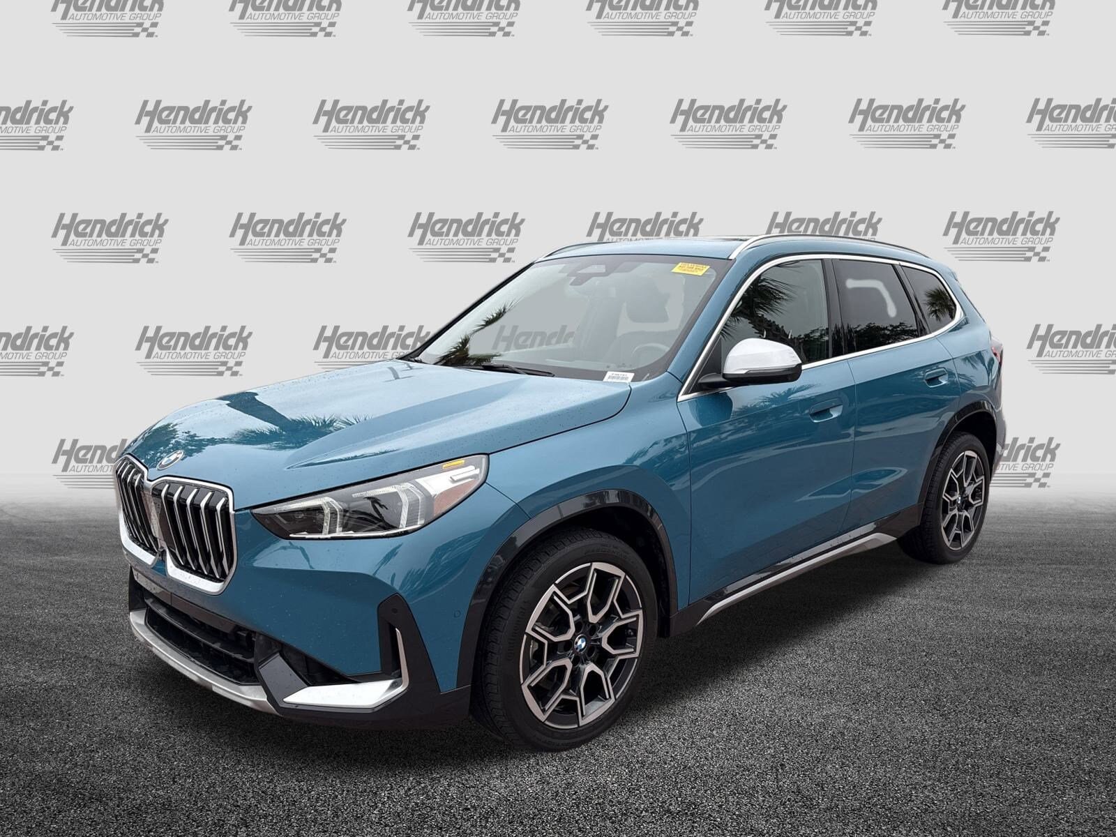 2023 Bmw X1 XDrive28i photo 3