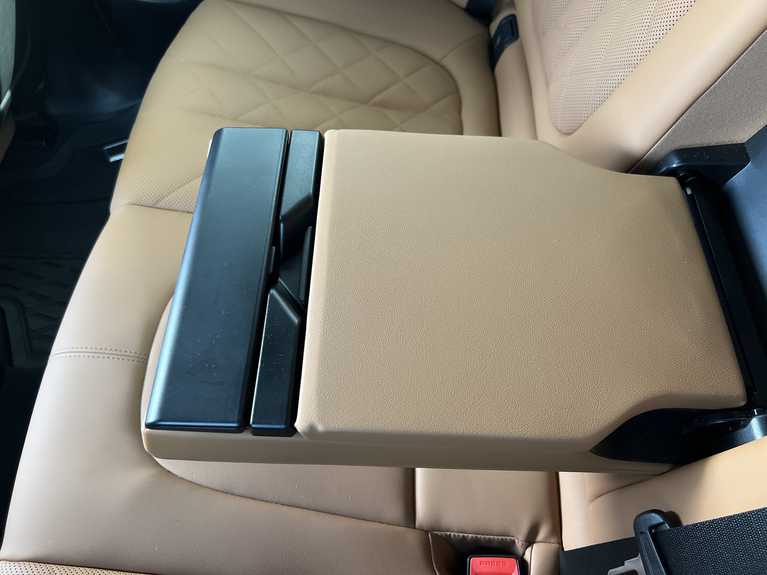 2025 BMW X5 43