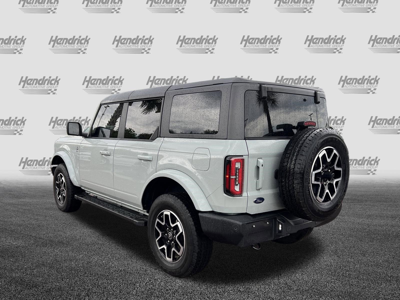 2024 Ford Bronco Outer Banks 4 Door 4x4 photo 3