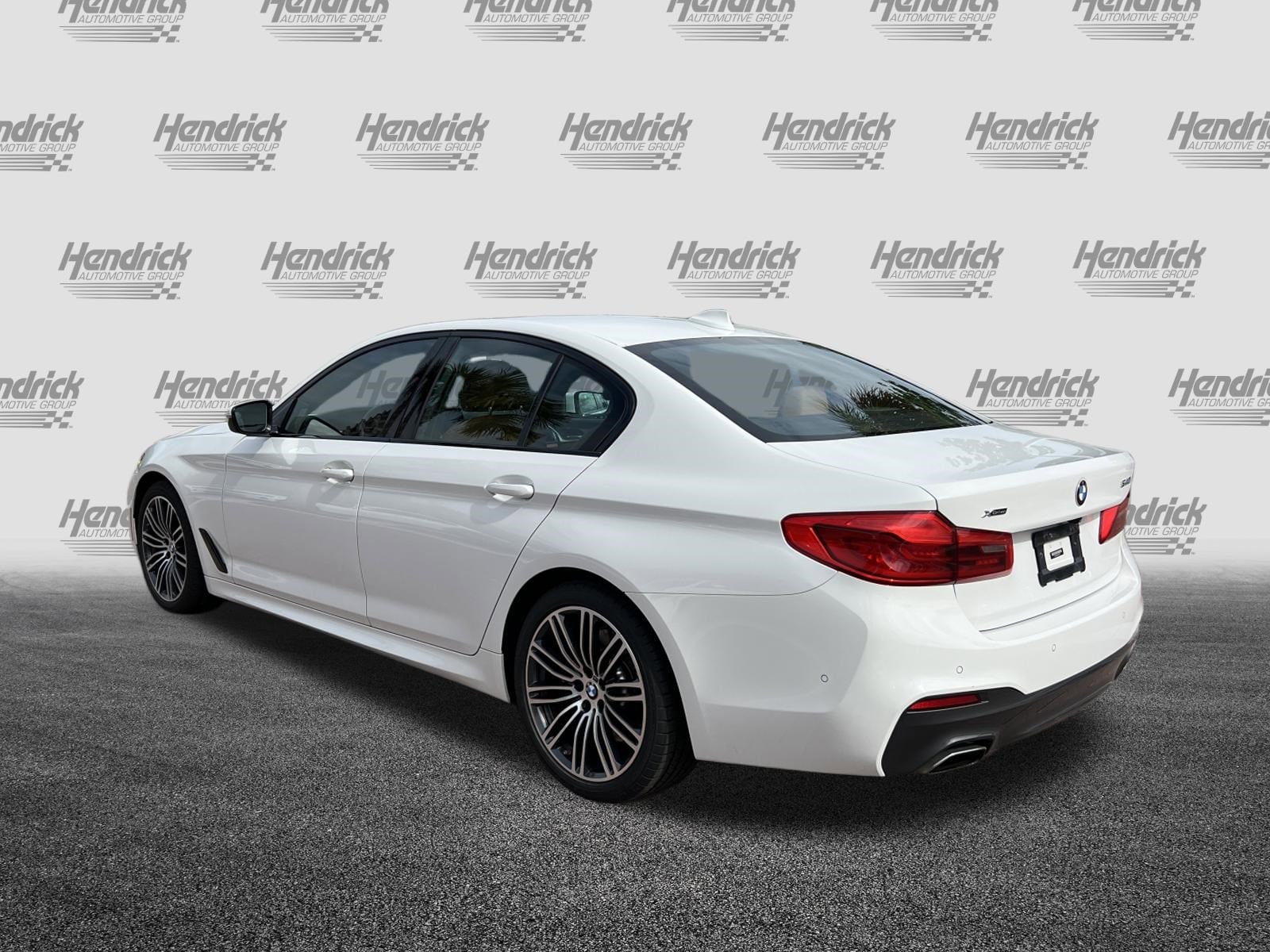 2020 BMW 5 Series 540i xDrive photo 6