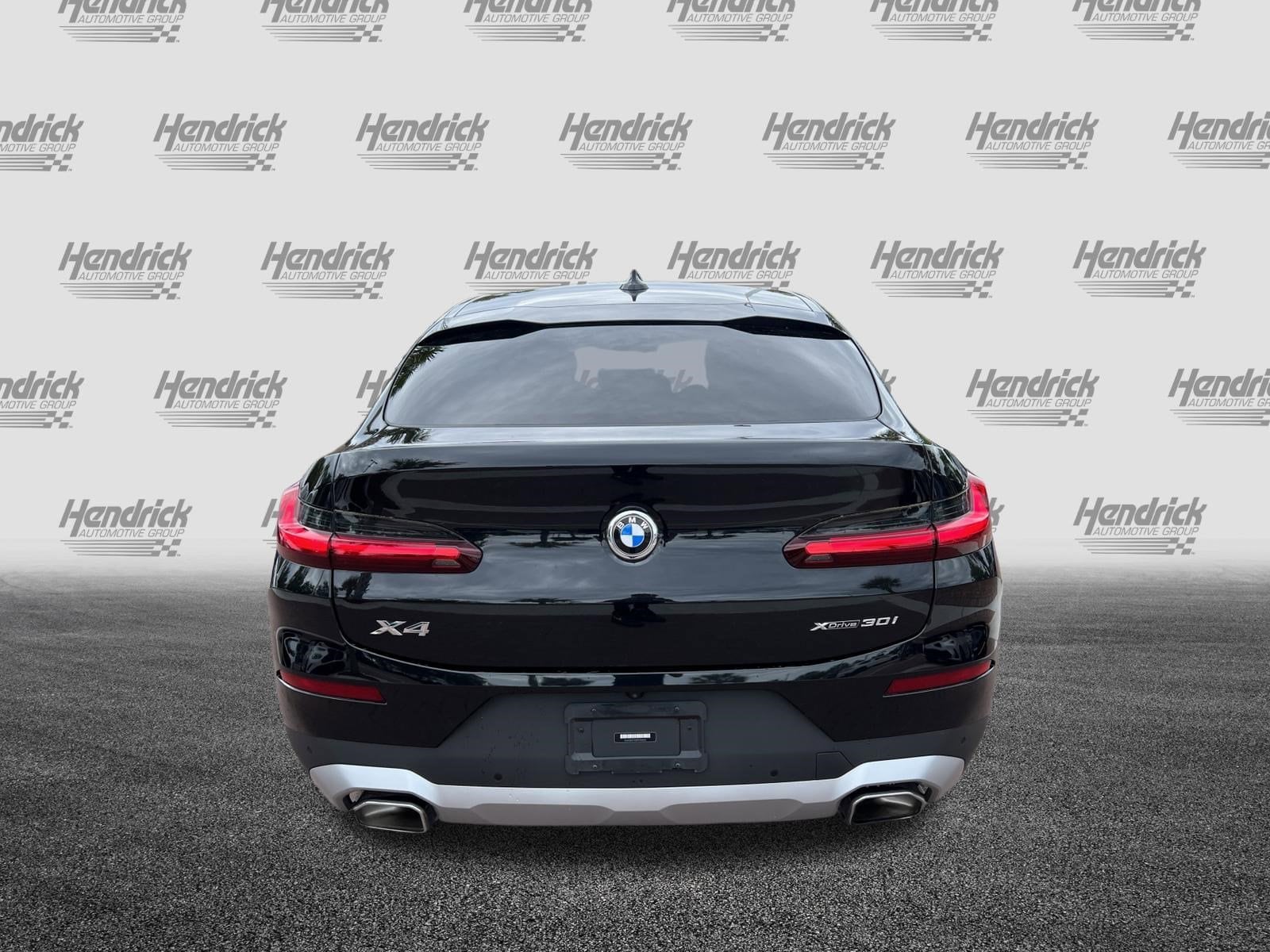 2023 BMW X4 xDrive30i photo 3