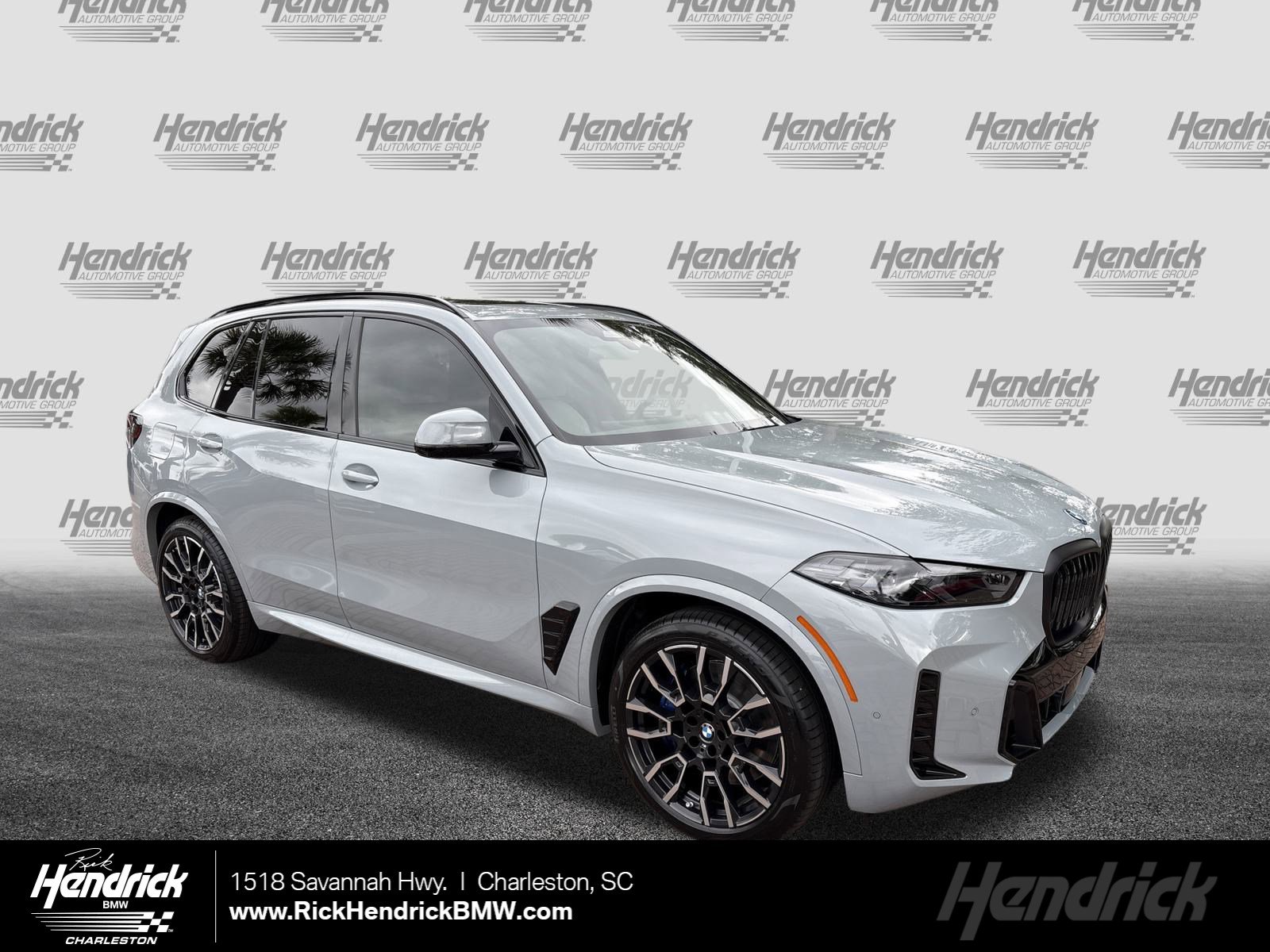 2026 BMW X5 50e's photo