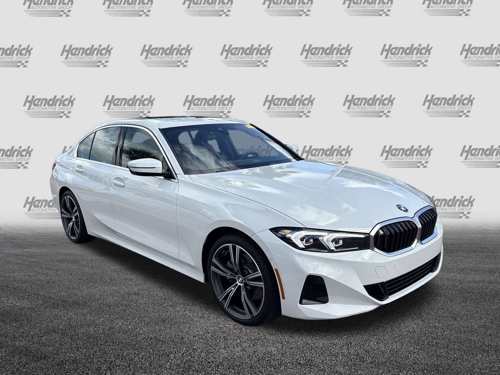 2024 Bmw 330i photo 2