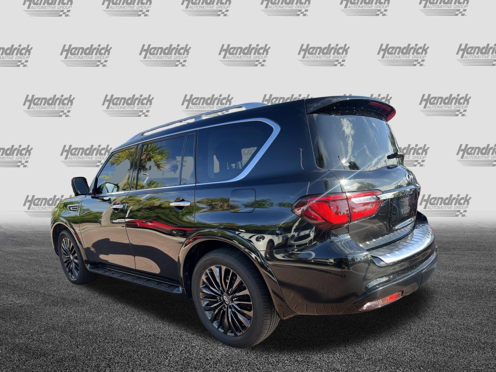 INFINITI QX80 PREMIUM SELECT