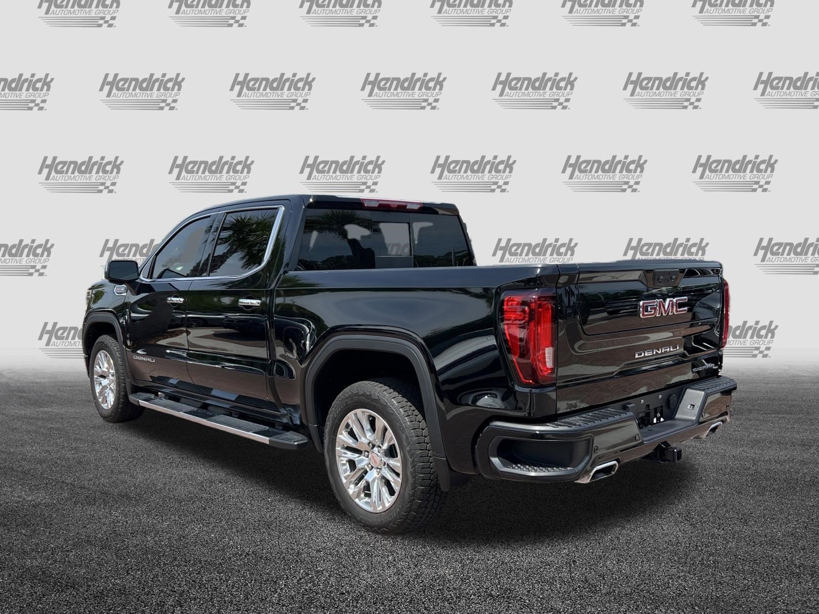 2025 GMC Sierra 1500 Denali photo 6