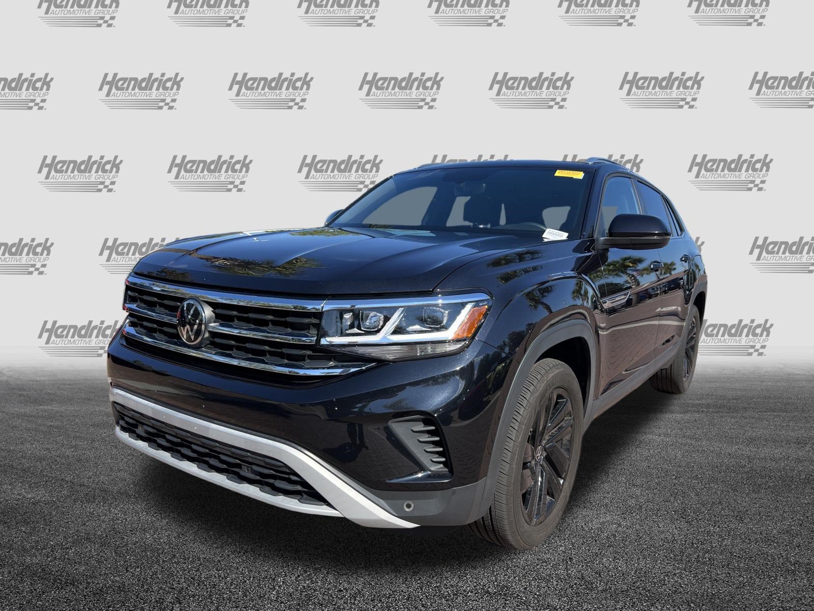 Used 2023 Volkswagen Atlas Cross Sport 2.0T SE w/Technology SUV