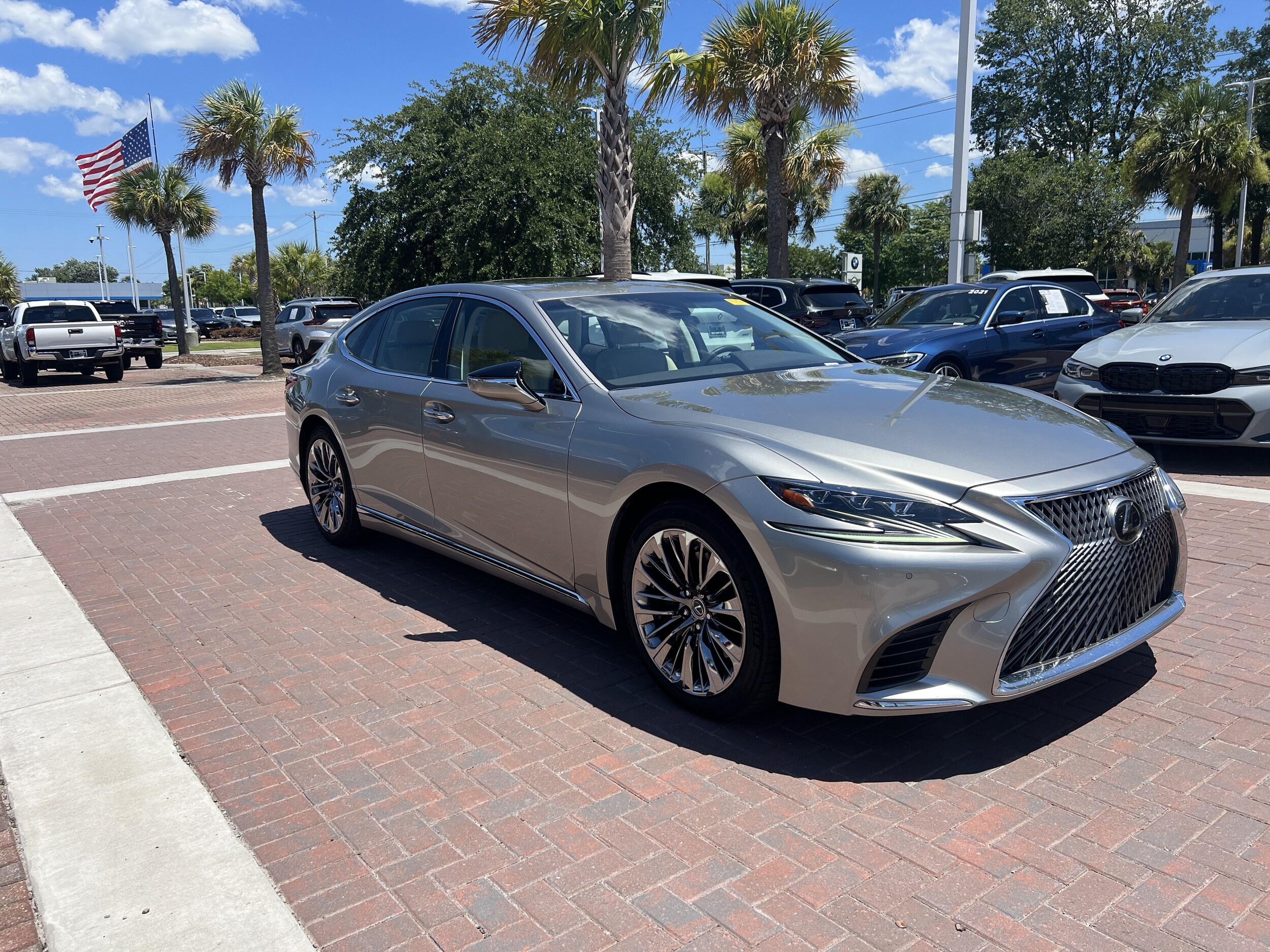 LEXUS LS 500