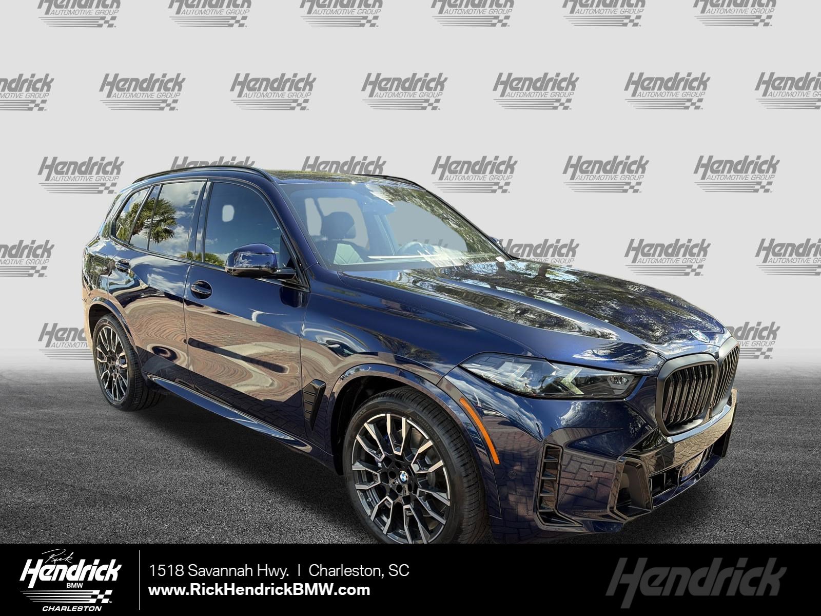 2026 BMW X5 xDrive50e's photo
