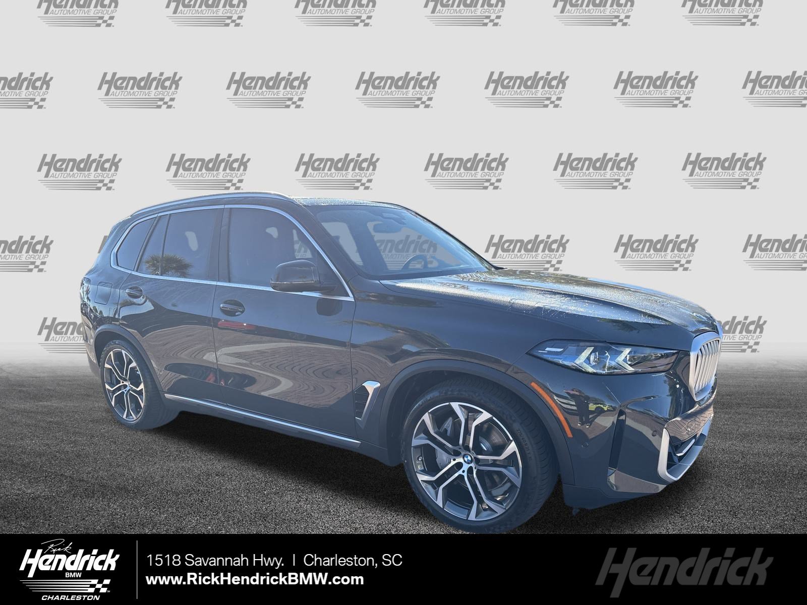2026 BMW X5 50e's photo