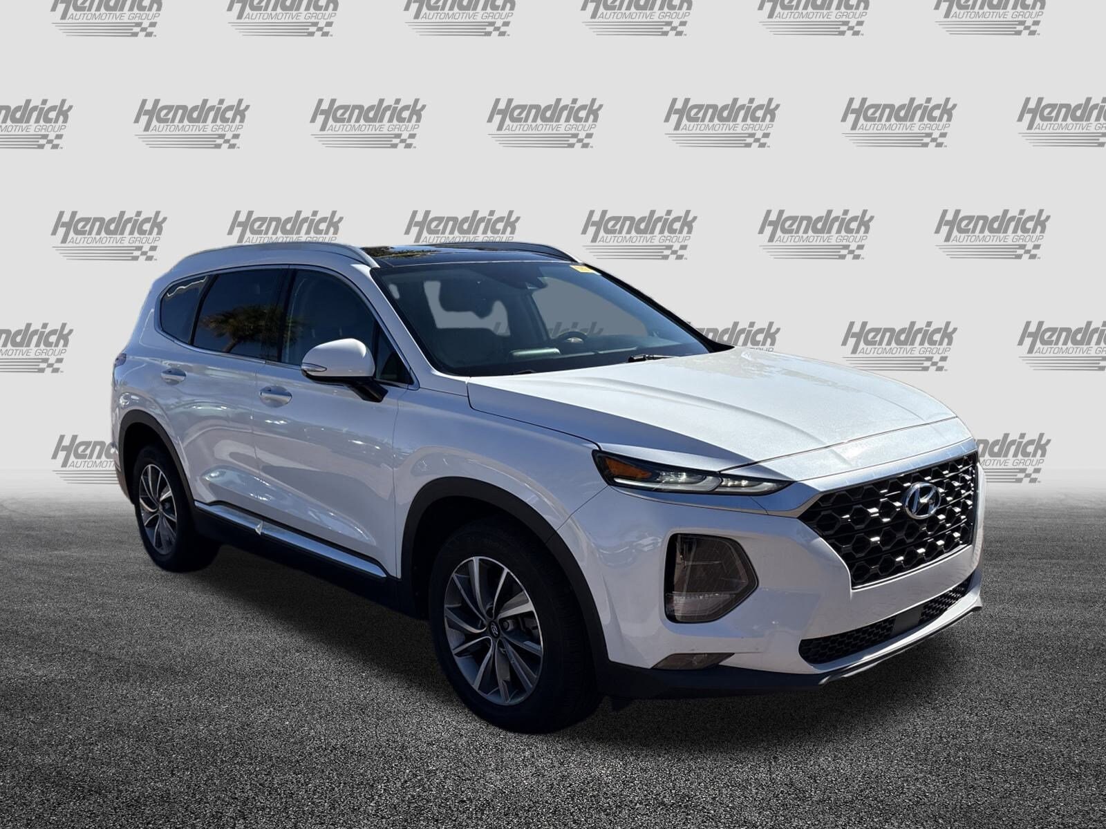 2020 Hyundai Santa Fe SEL photo 2