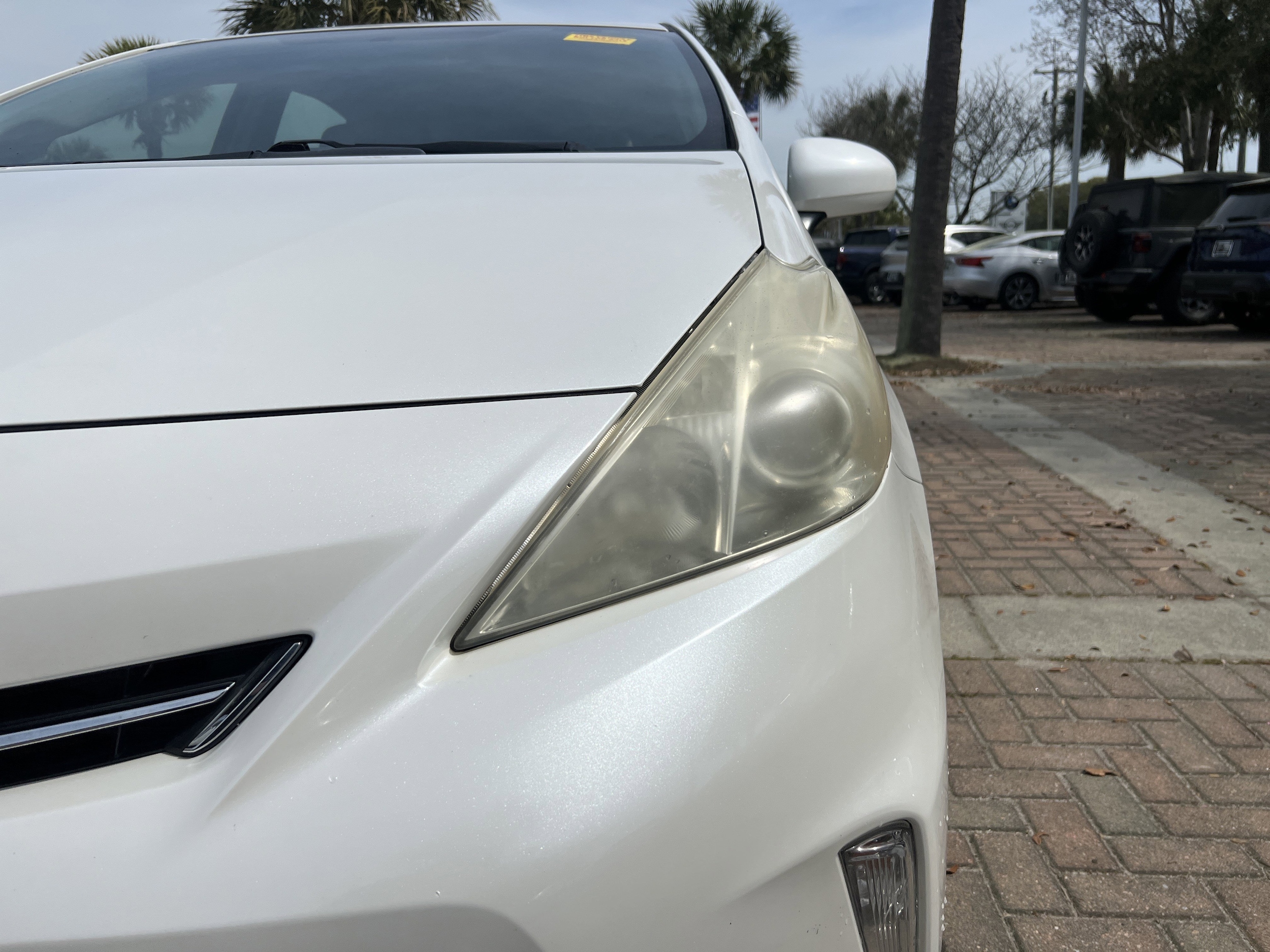 2012 Toyota Prius v Three photo 5