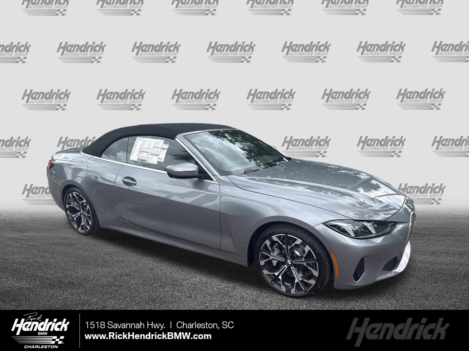 2027 BMW 4 Series 430i Convertible's photo