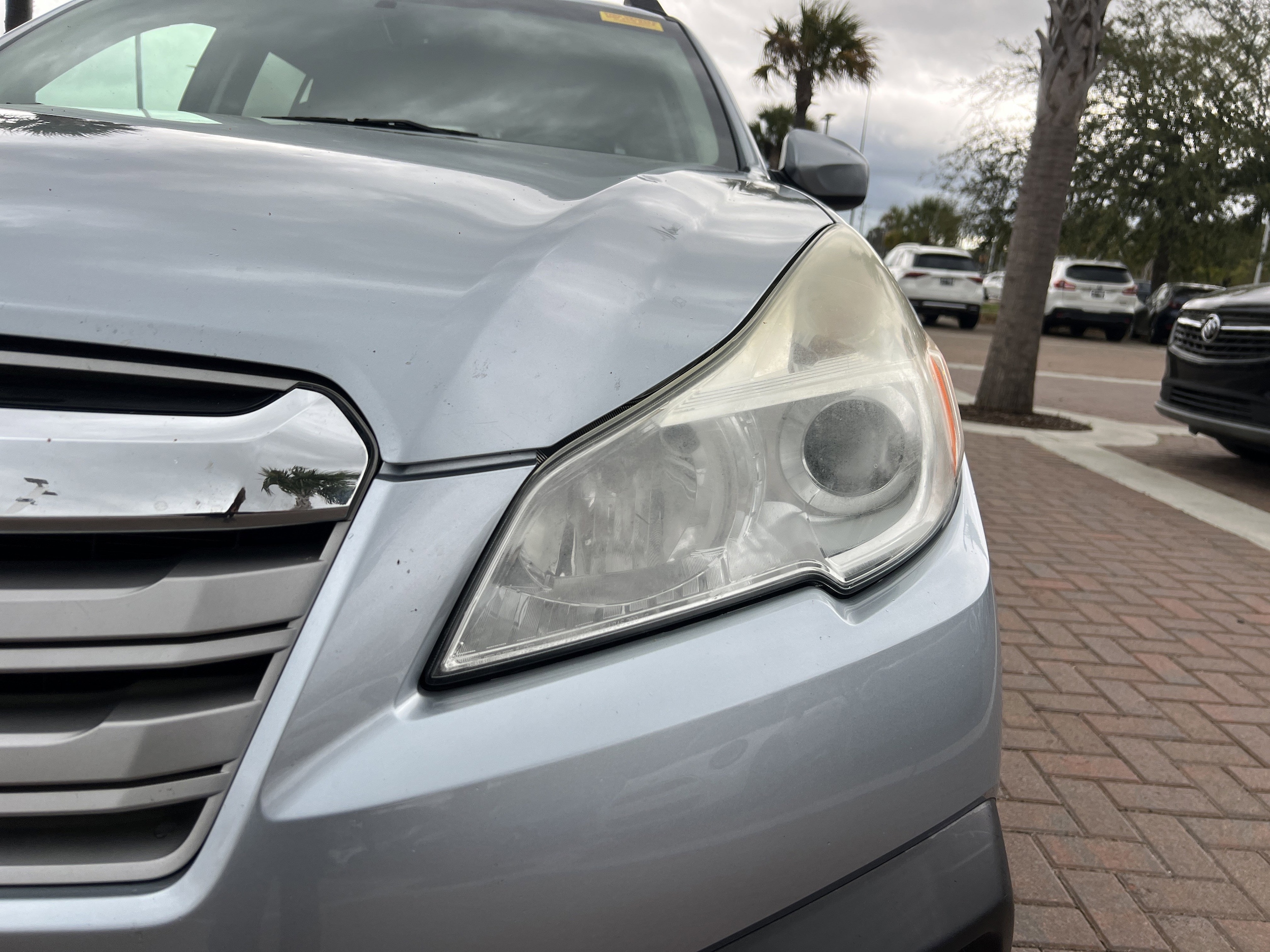 2014 Subaru Outback 2.5i Premium photo 4