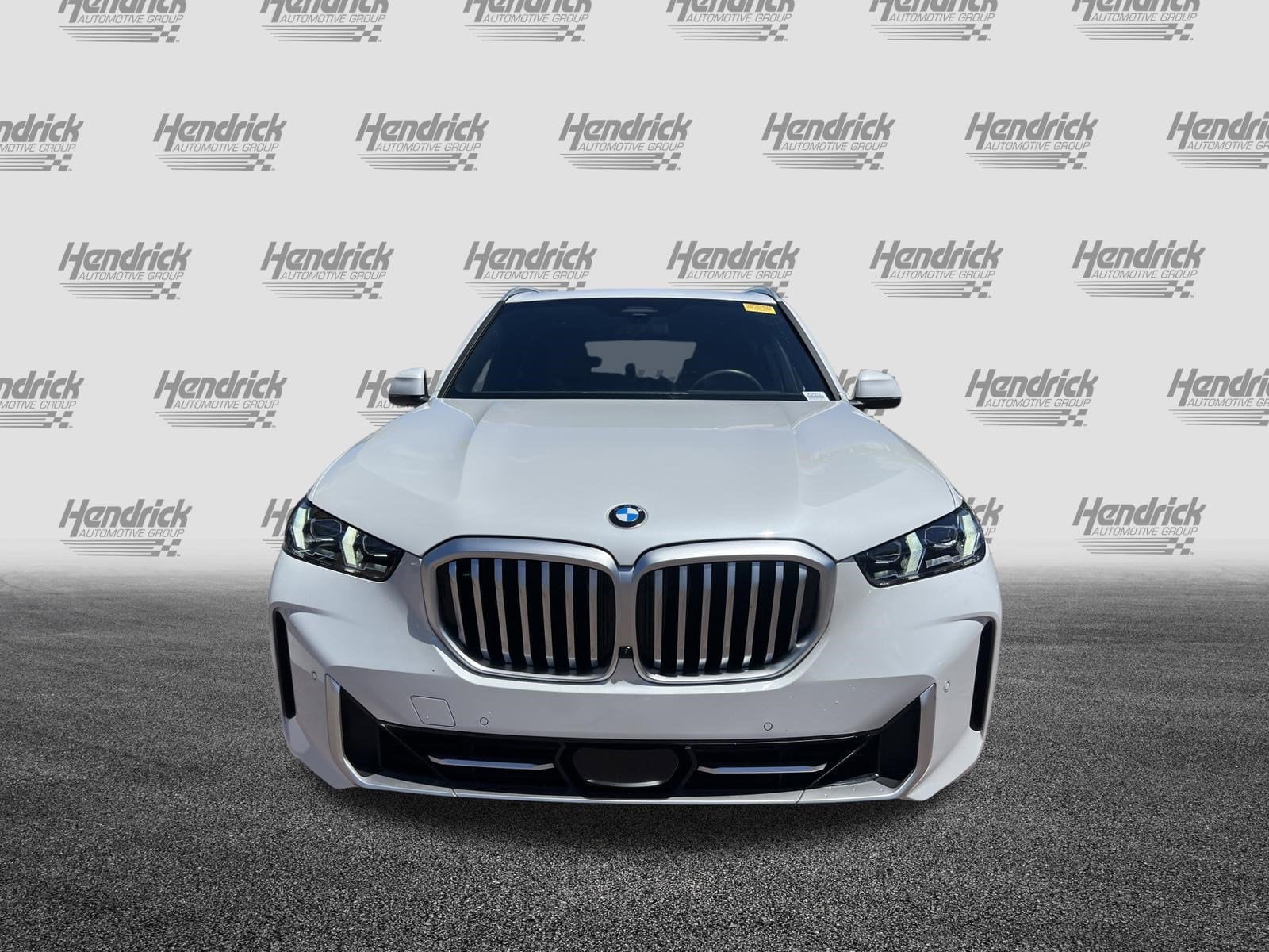 2026 BMW X5 xDrive40i photo 2