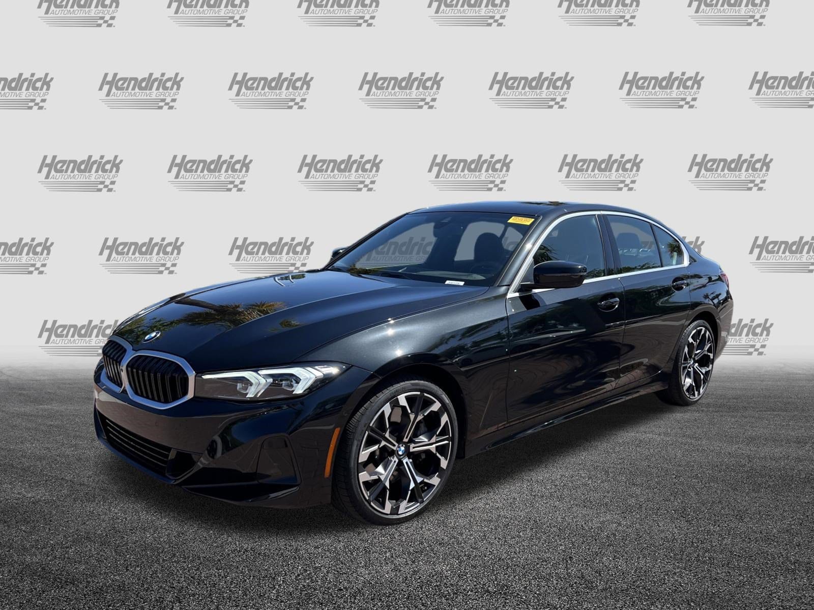 2025 BMW 3 Series 330i photo 4