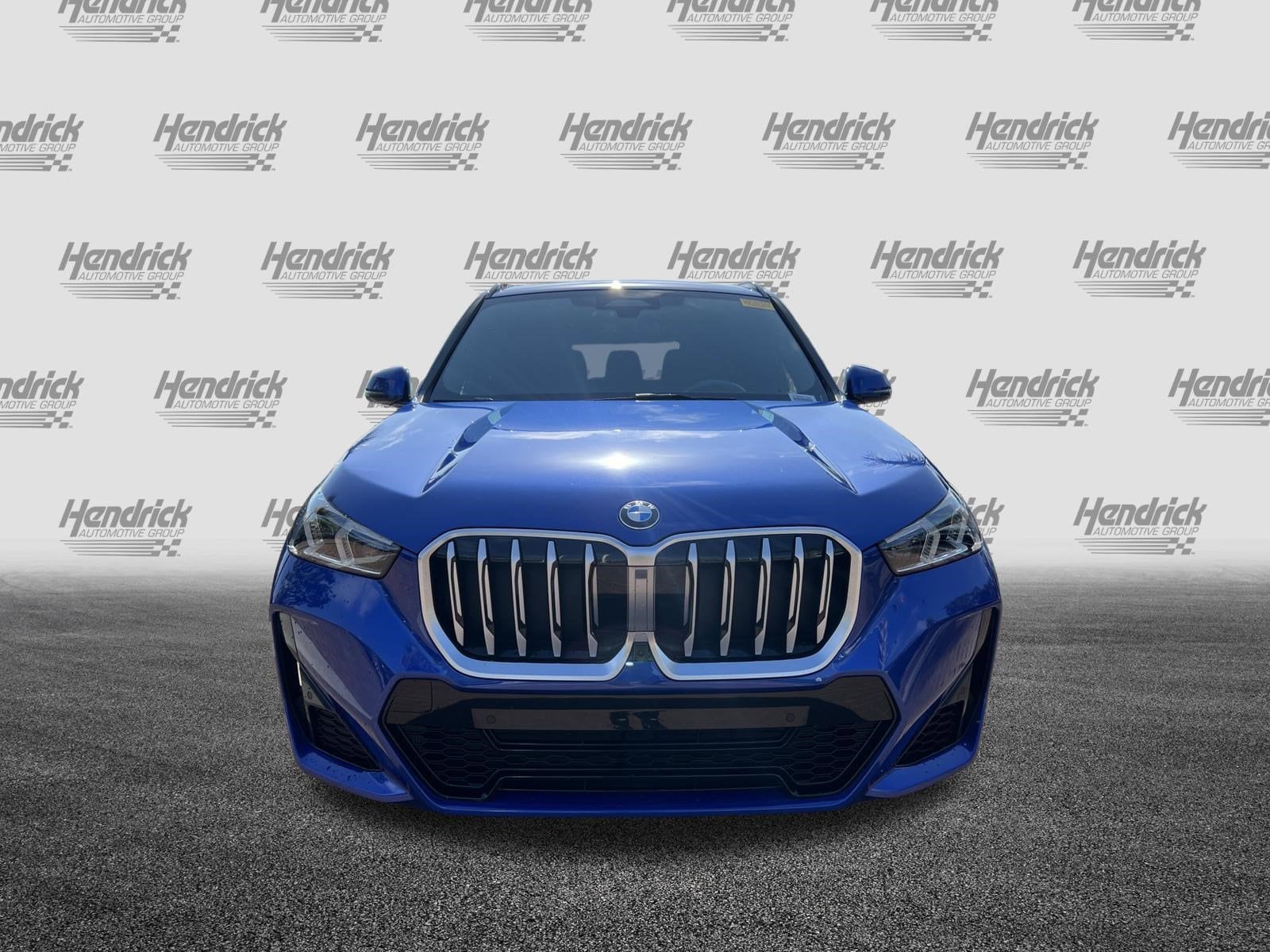 2023 BMW X1 xDrive28i photo 2