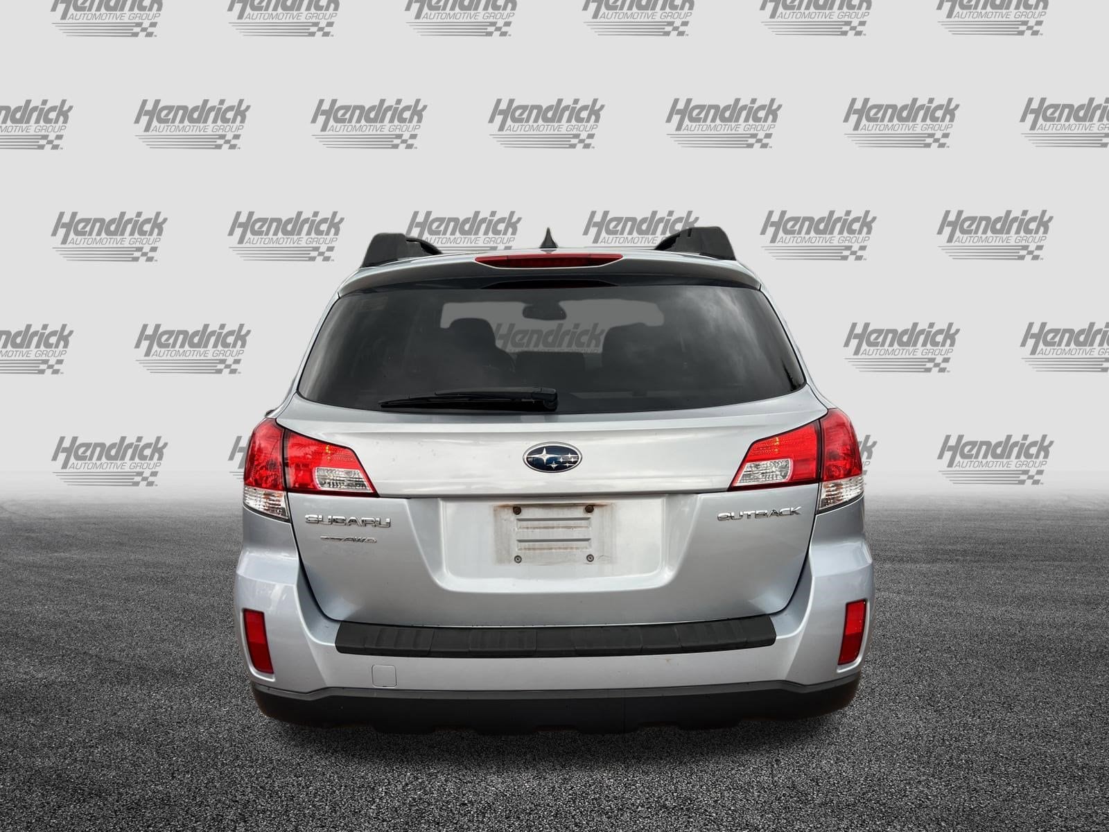 2014 Subaru Outback 2.5i Premium photo 3