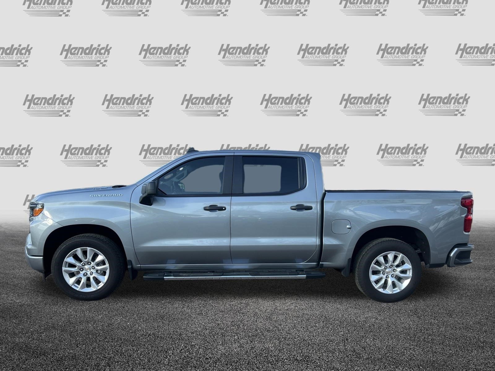 2025 Chevrolet Silverado 1500 Custom photo 5