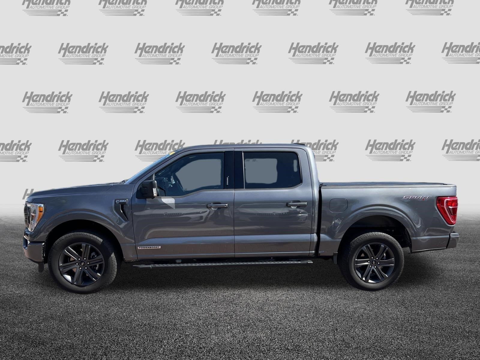 2023 Ford F-150 XLT photo 5