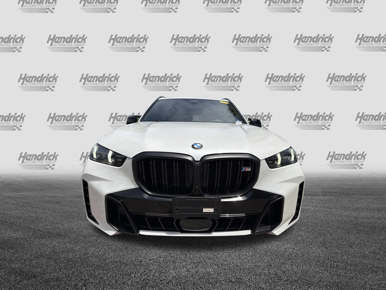2025 BMW X5 M60i photo 2