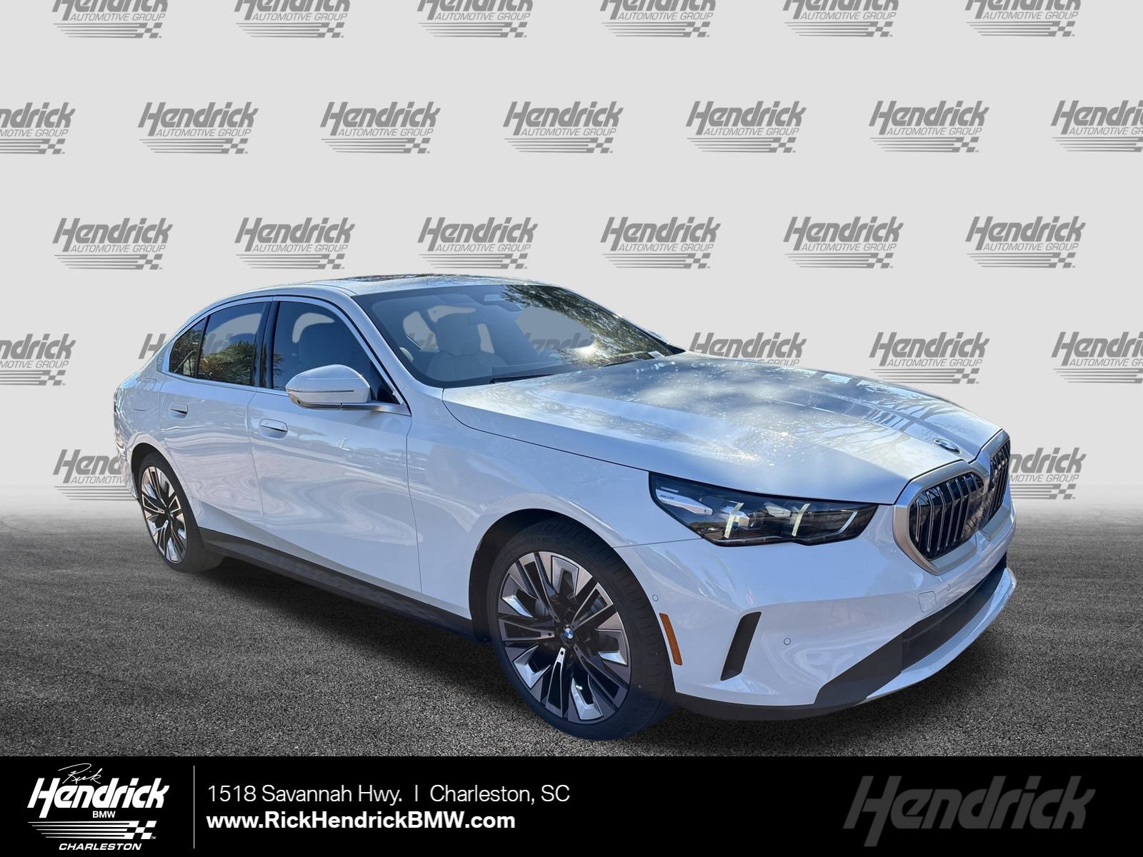 2026 BMW 5 Series 530i's photo