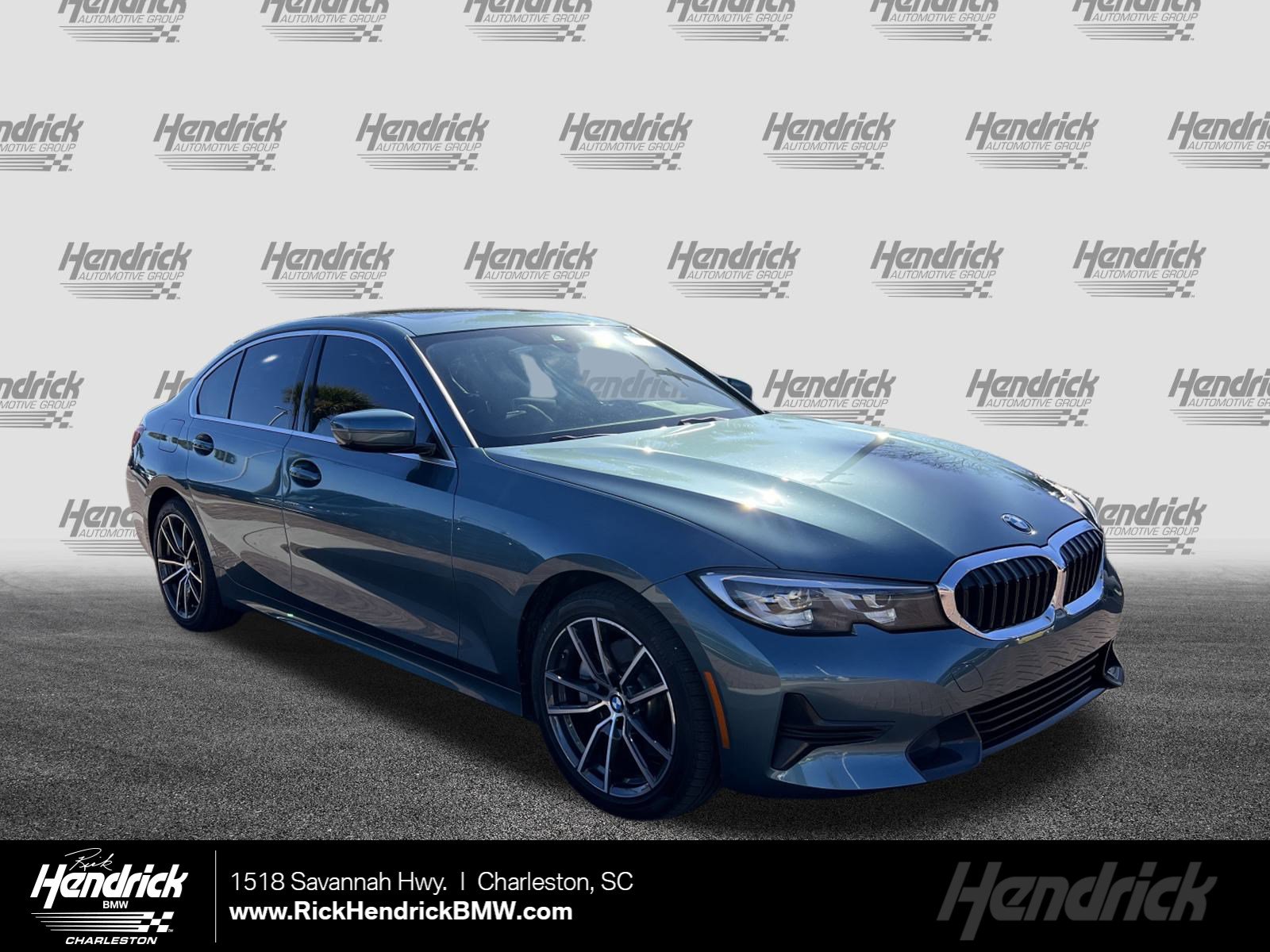 2020 BMW 3 Series 330i's photo