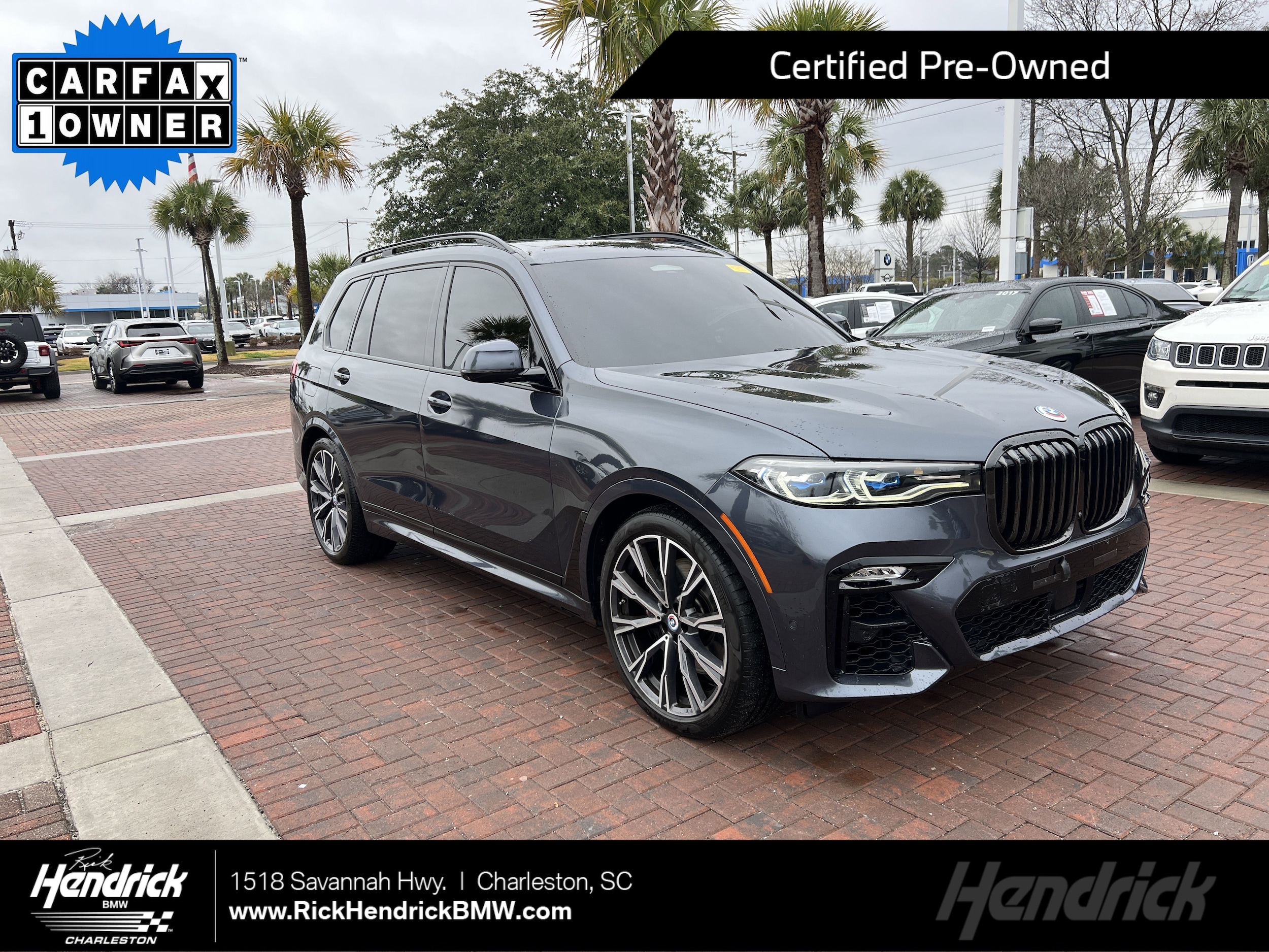 2022 BMW X7 M50i's photo