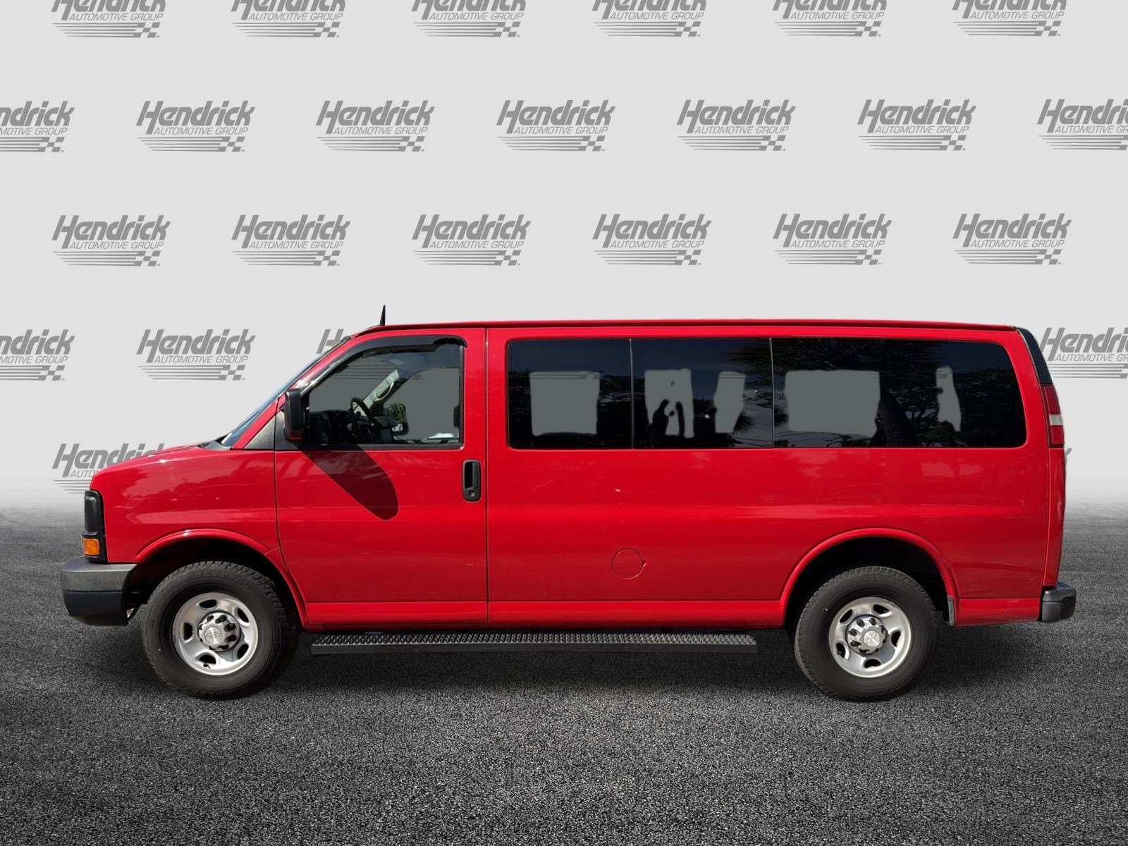 2015 Chevrolet Express Passenger LS photo 6