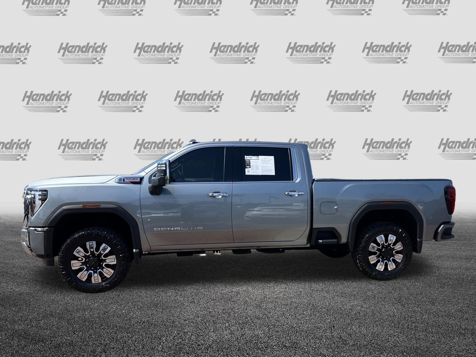 2024 GMC Sierra 2500HD Denali photo 5