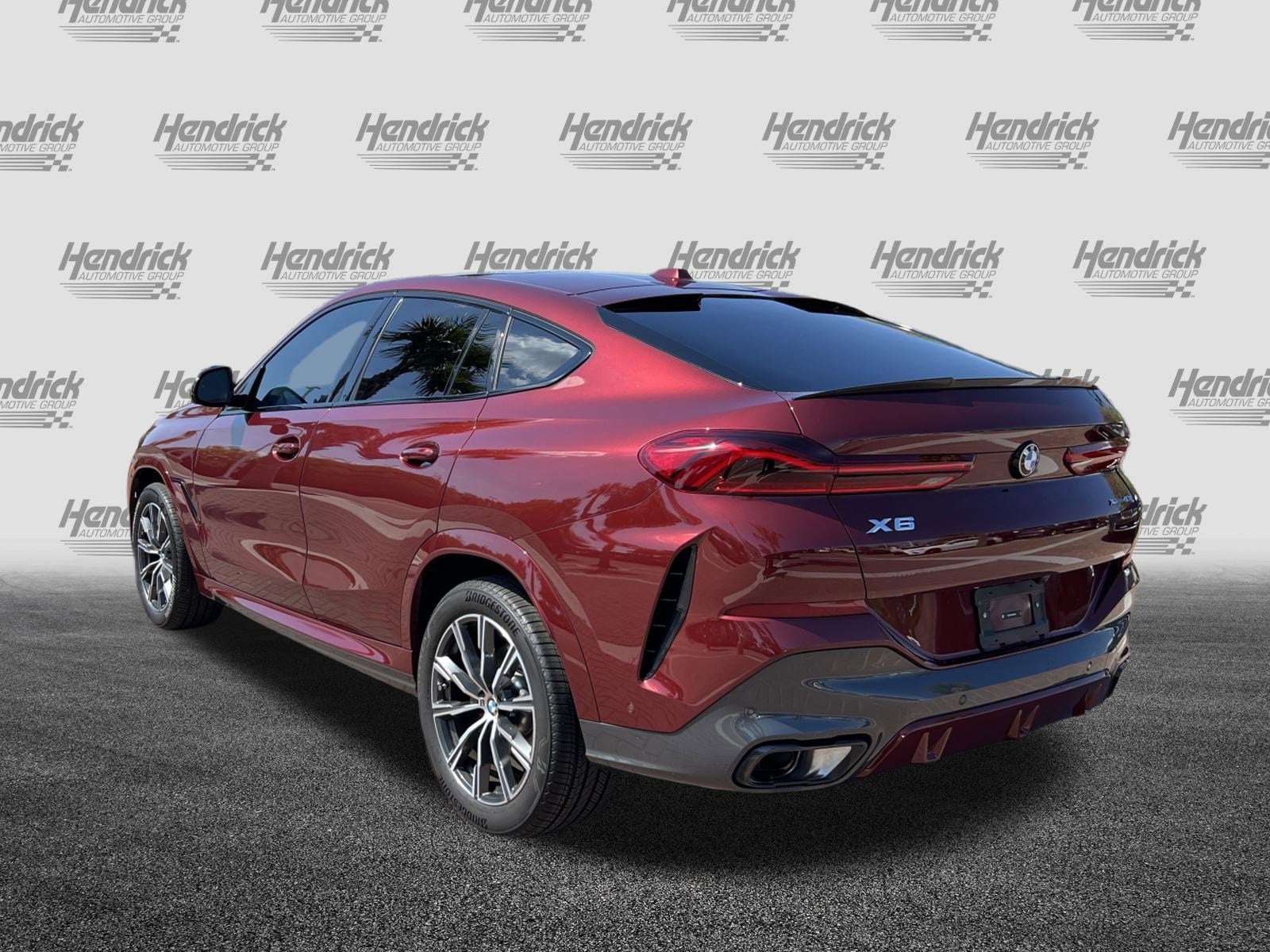 2025 BMW X6 xDrive40i photo 3