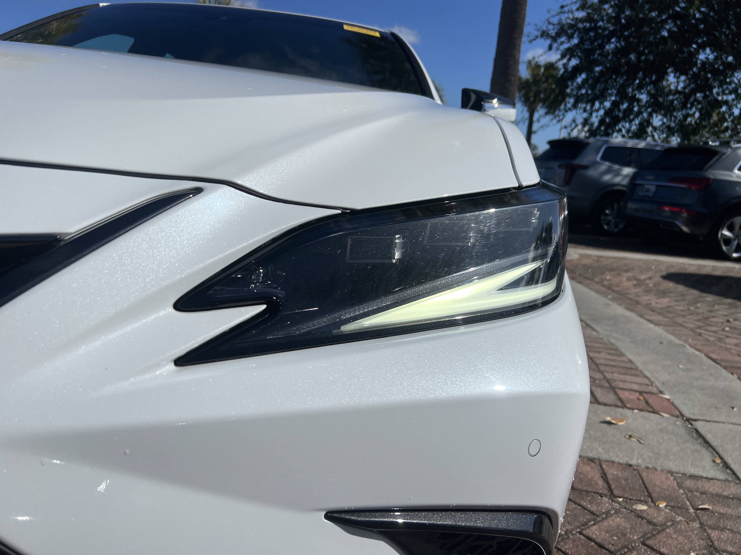 2024 LEXUS ES 300h F SPORT Handling photo 4