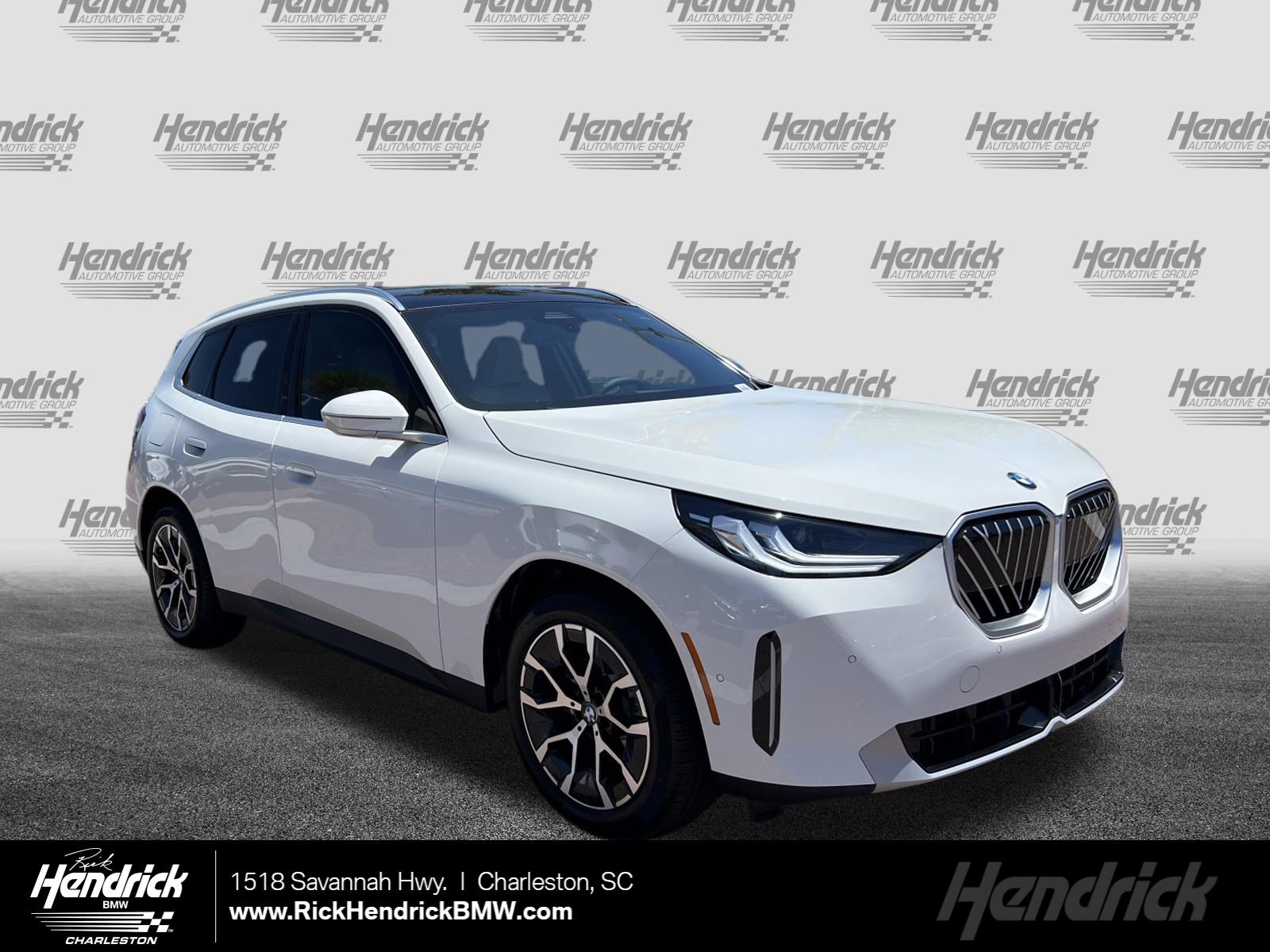 2026 BMW X3 30 XDRIVE's photo