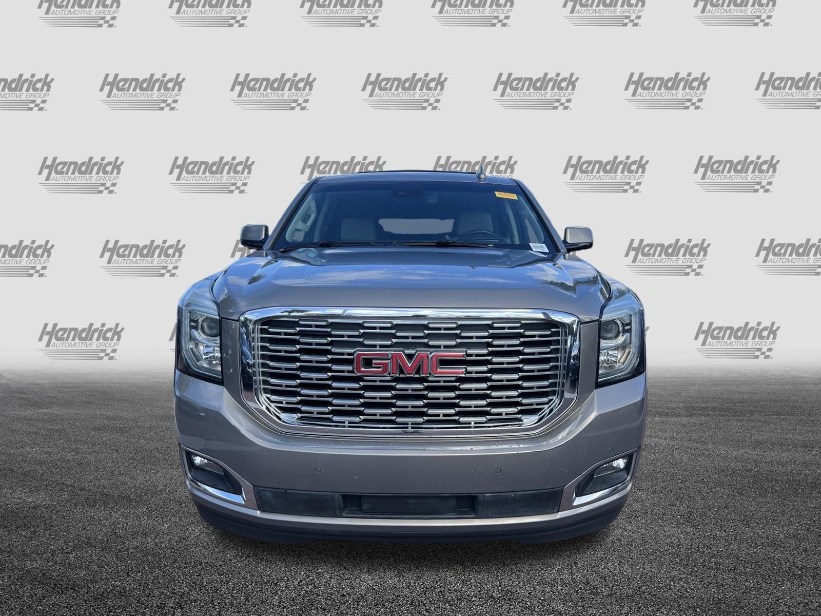 2019 GMC Yukon XL Denali photo 2