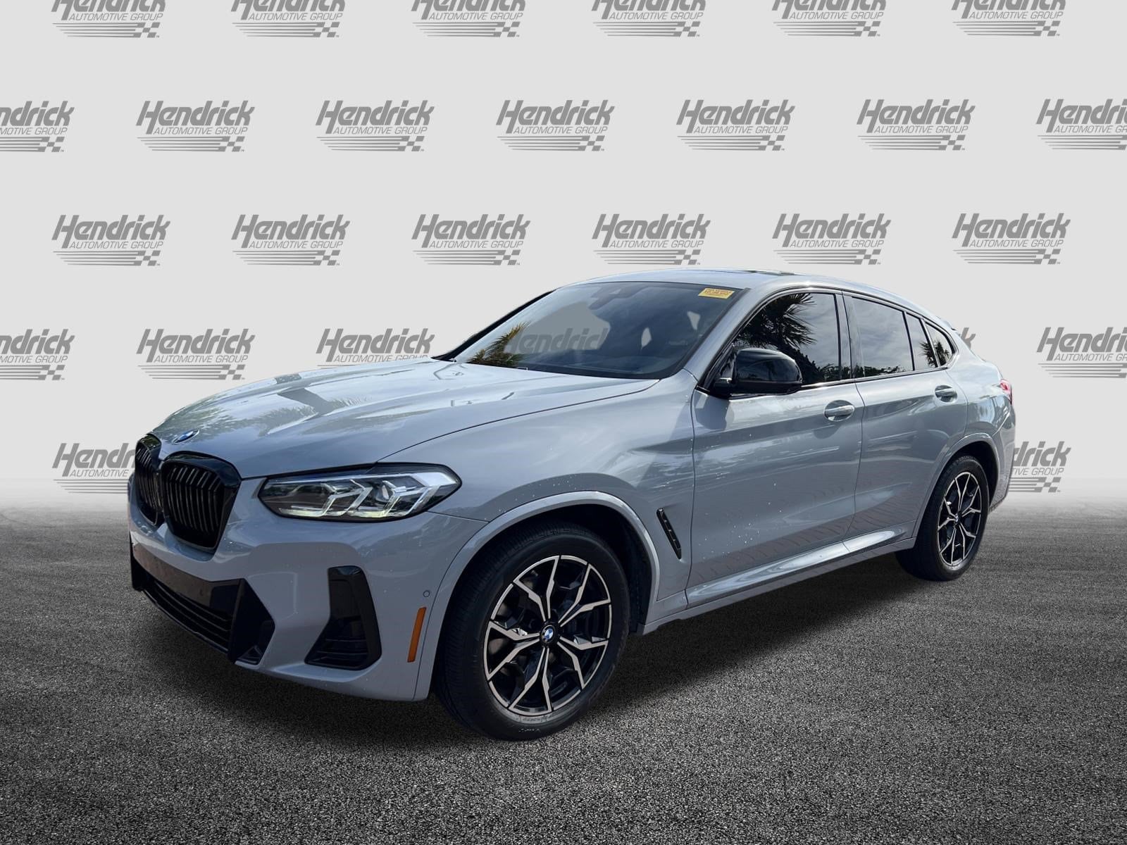 2023 BMW X4 M40i photo 2