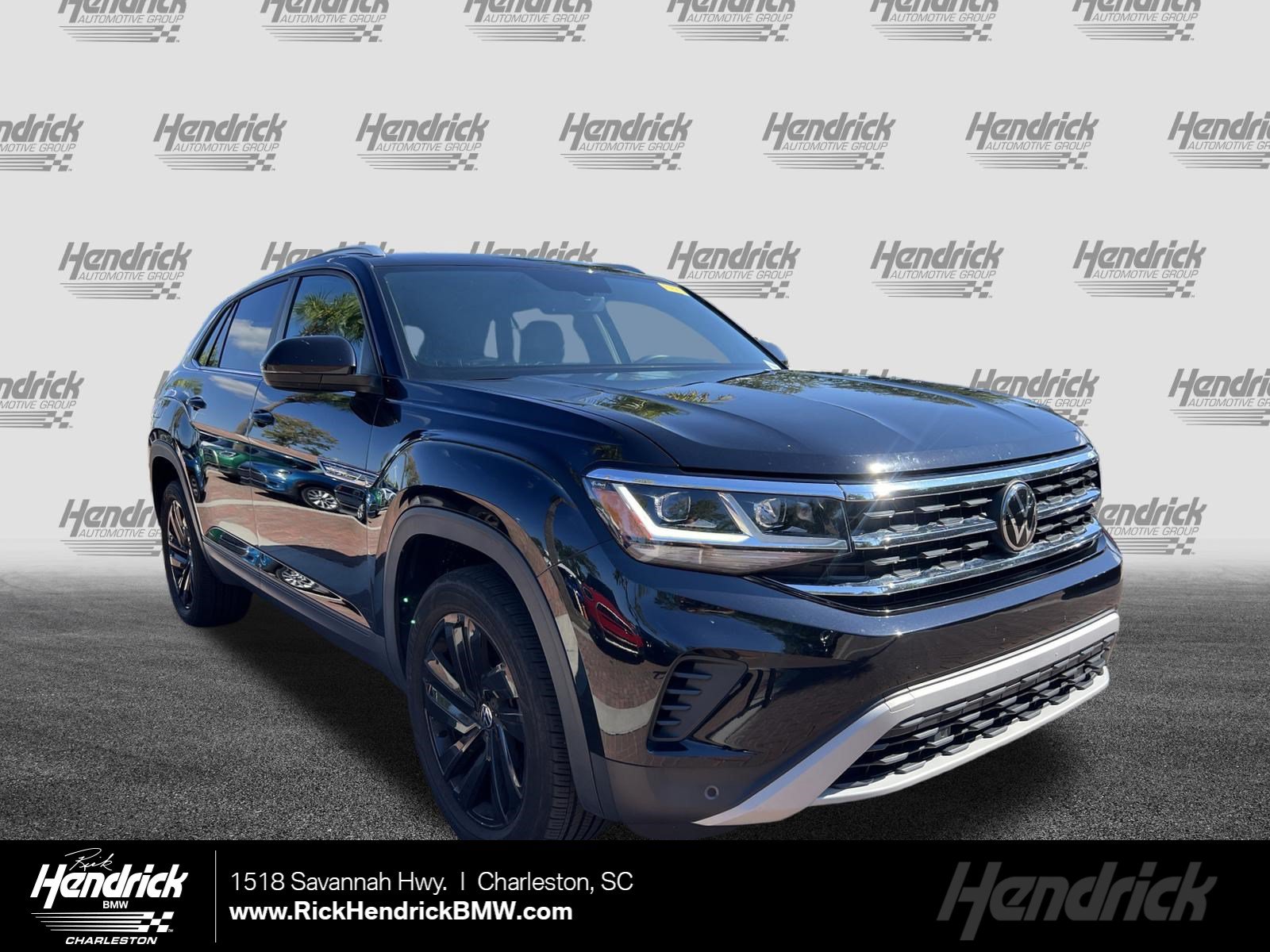 Used 2023 Volkswagen Atlas Cross Sport 2.0T SE w/Technology SUV